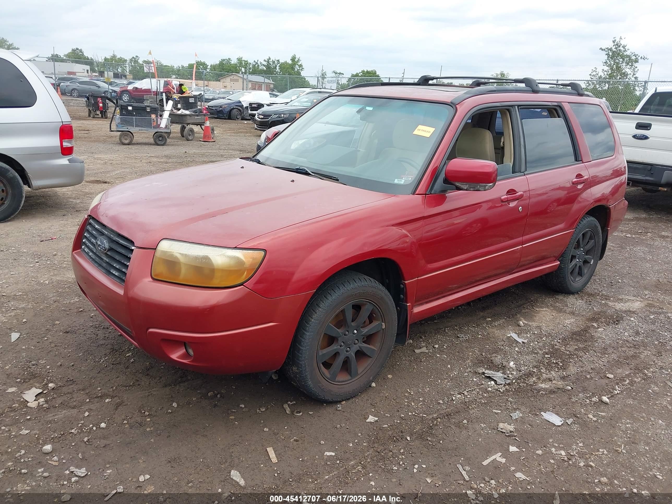 2007 Subaru Forester 2.5x Red vin: JF1SG65657G732216