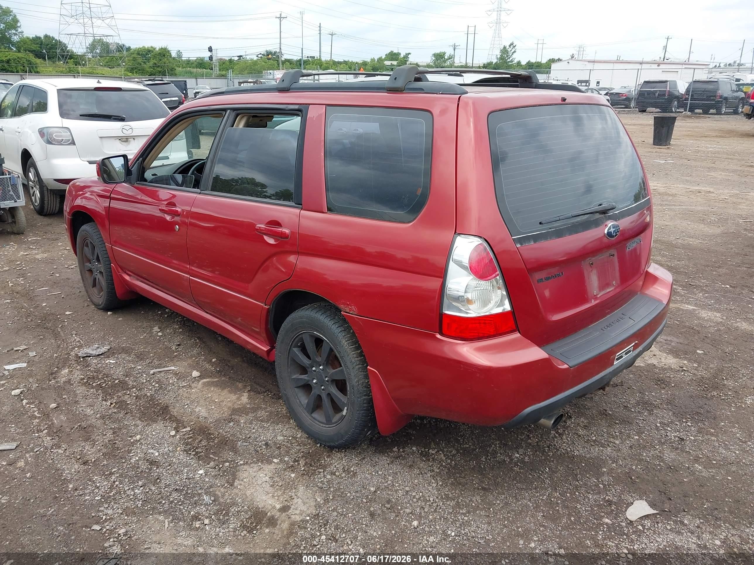 2007 Subaru Forester 2.5x Red vin: JF1SG65657G732216