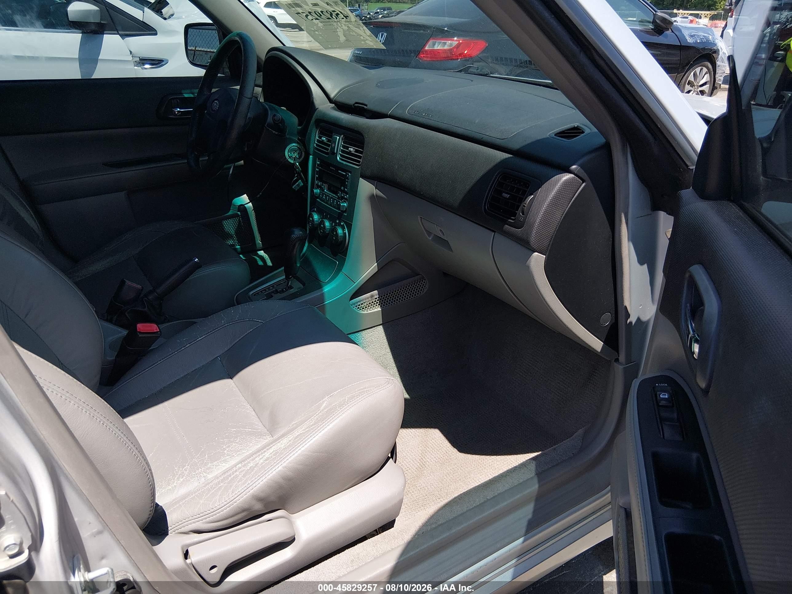 2003 Subaru Forester Xs Silver vin: JF1SG65663H744783