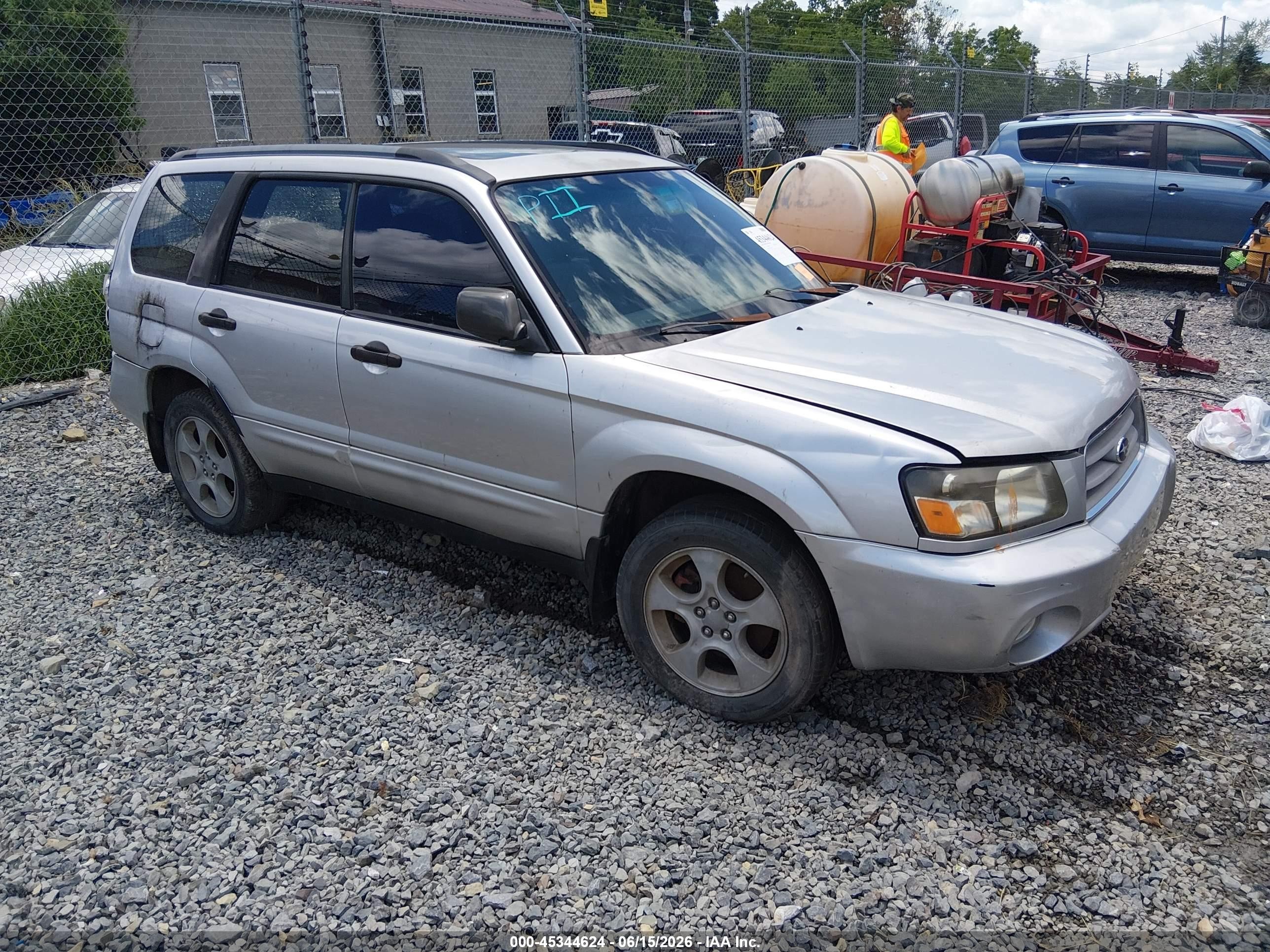 2003 Subaru Forester Xs Silver vin: JF1SG65663H764080