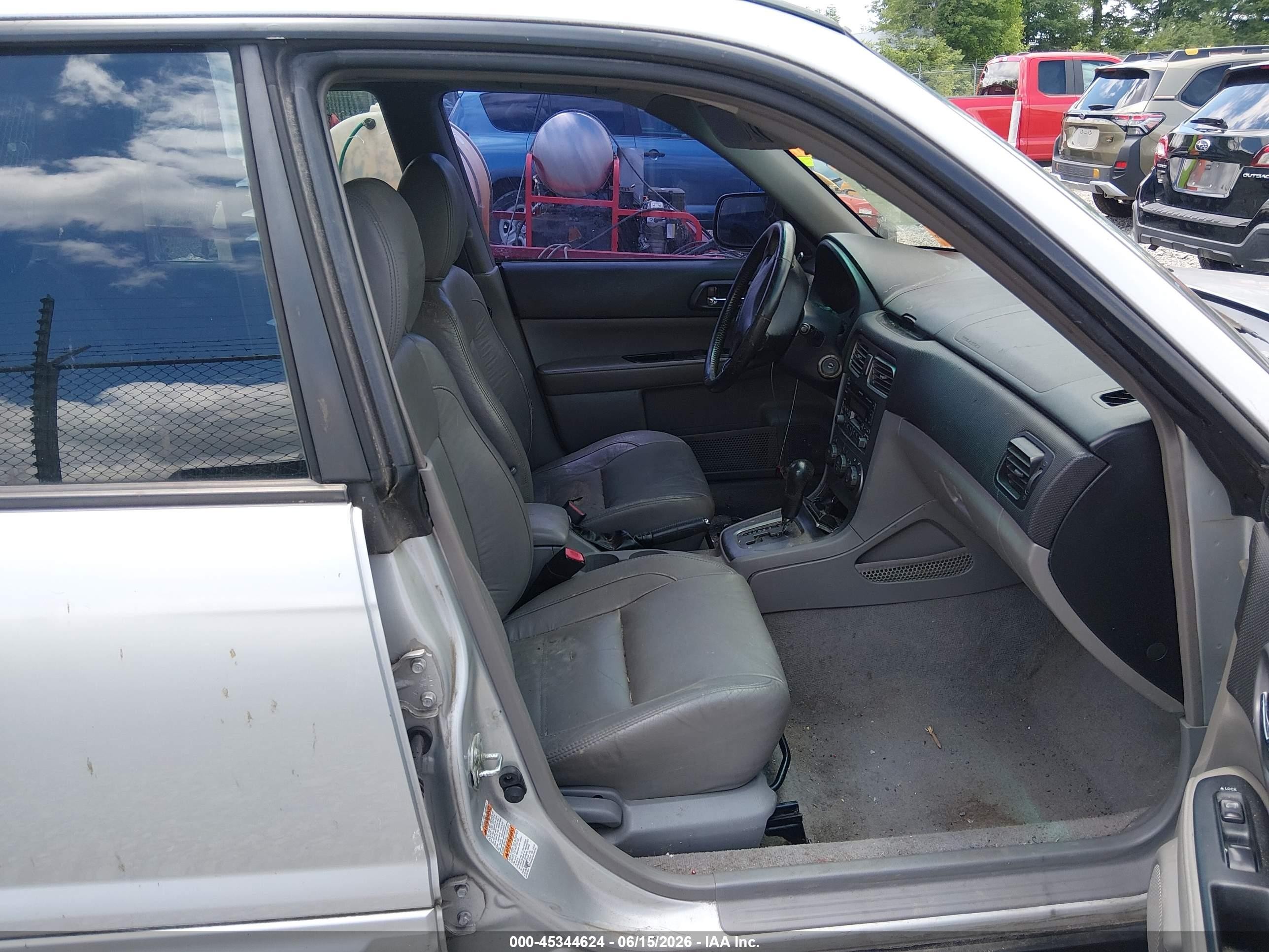 2003 Subaru Forester Xs Silver vin: JF1SG65663H764080