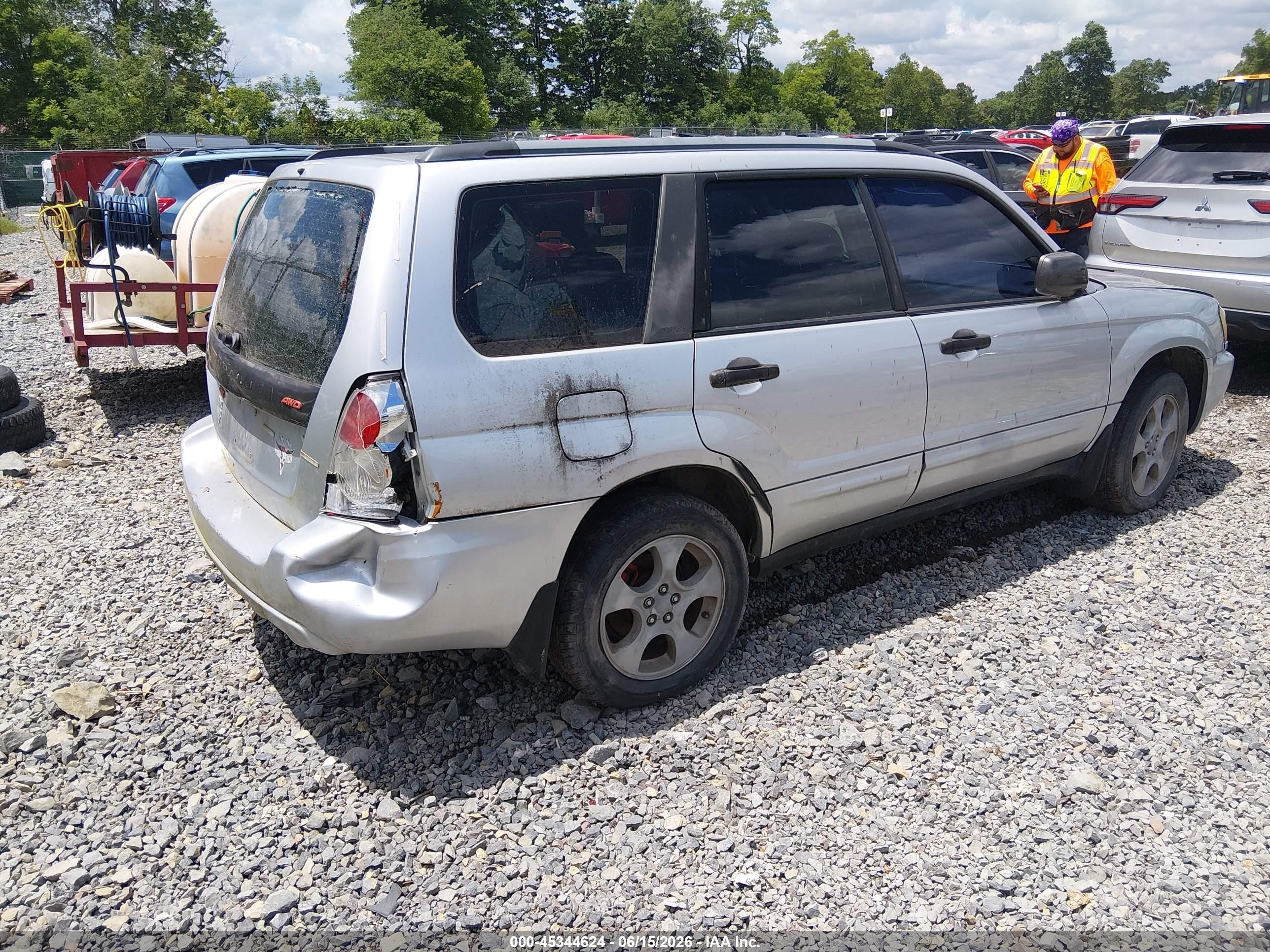2003 Subaru Forester Xs Silver vin: JF1SG65663H764080