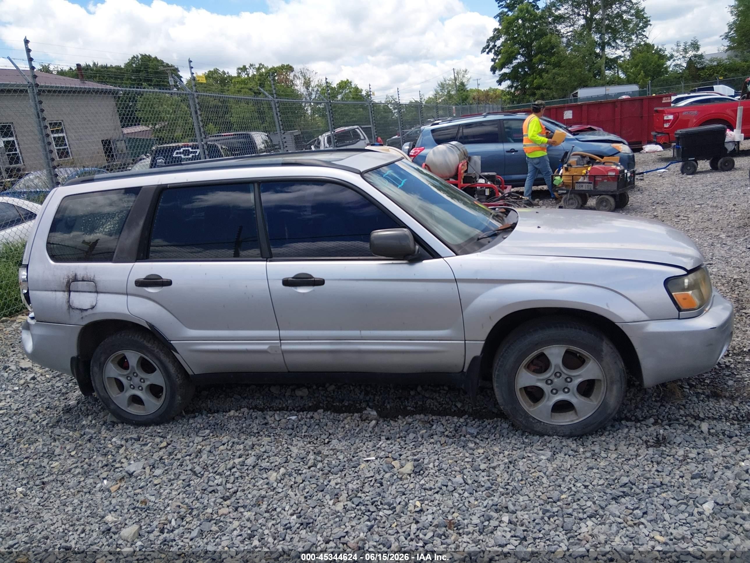 2003 Subaru Forester Xs Silver vin: JF1SG65663H764080