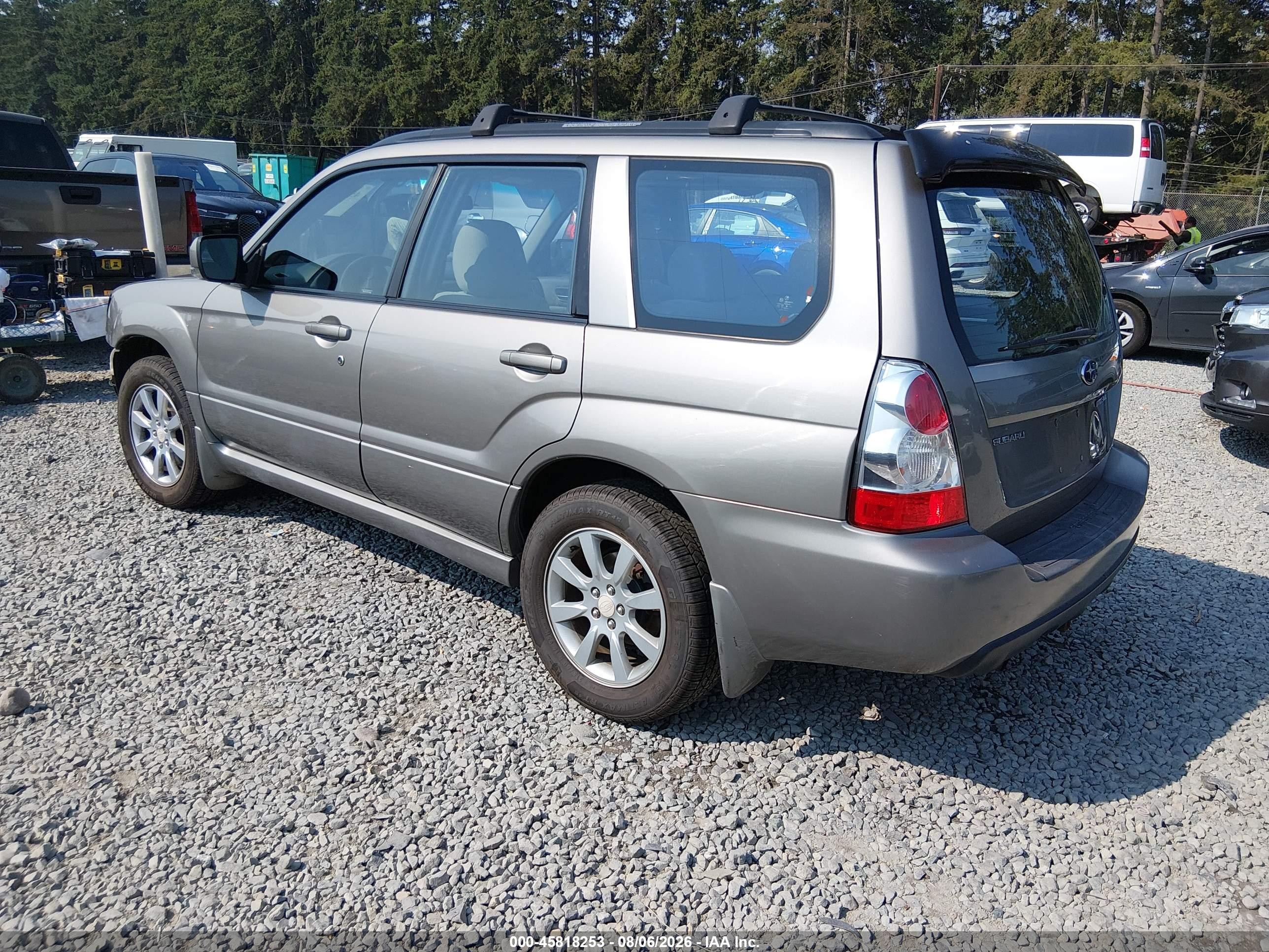 2006 Subaru Forester 2.5x Silver vin: JF1SG65666H722089