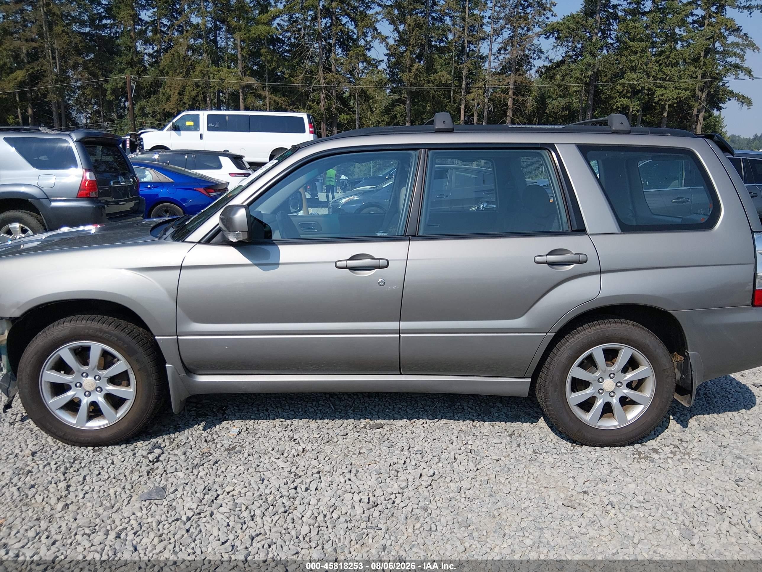 2006 Subaru Forester 2.5x Silver vin: JF1SG65666H722089
