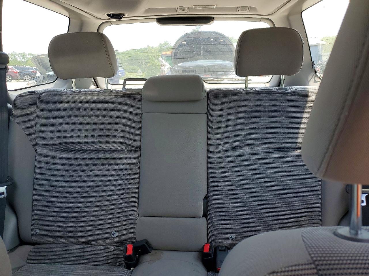 2006 Subaru Forester 2.5x Premium Silver vin: JF1SG65666H753715