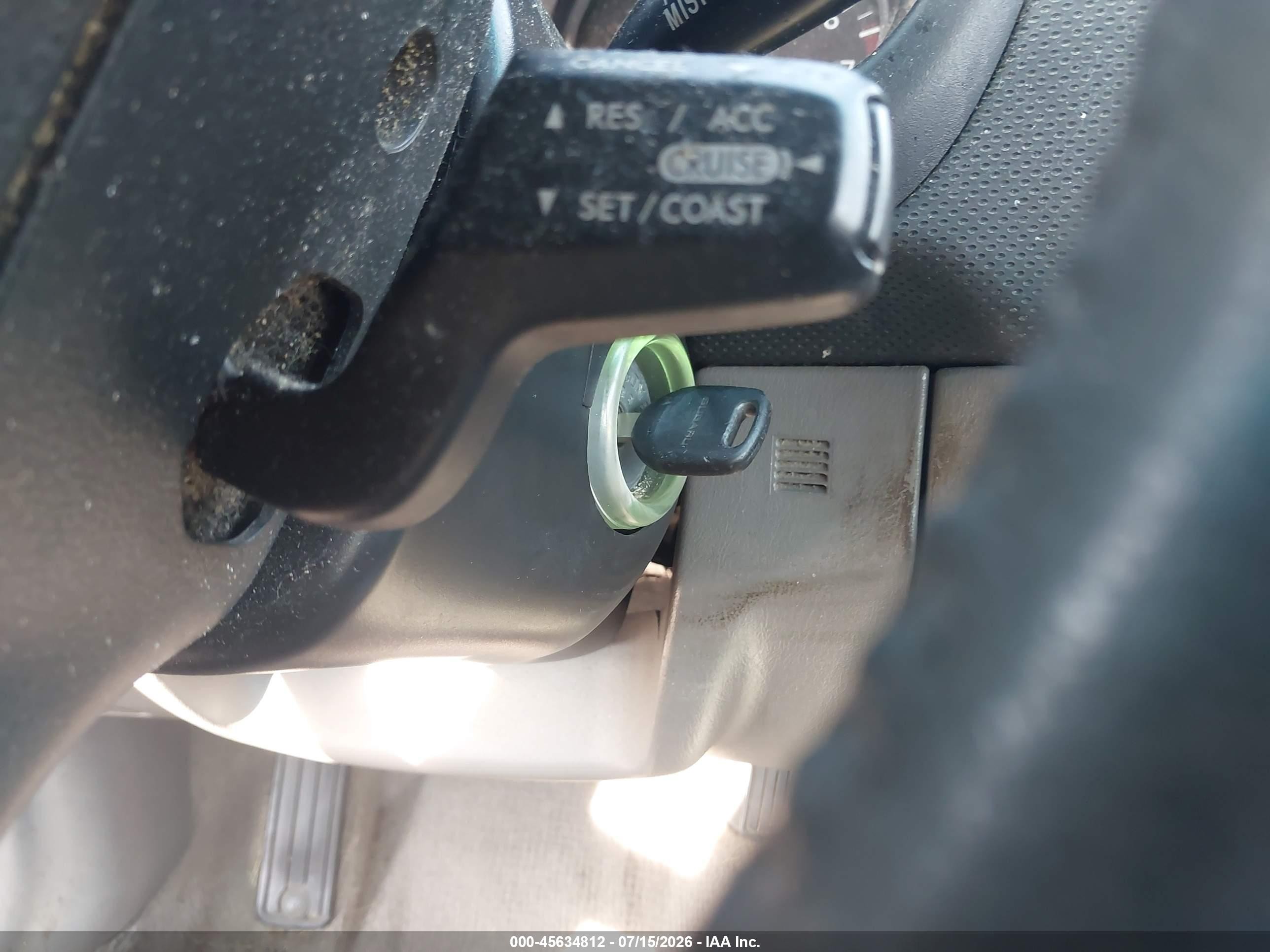 2007 Subaru Forester 2.5x Silver vin: JF1SG65667H716360