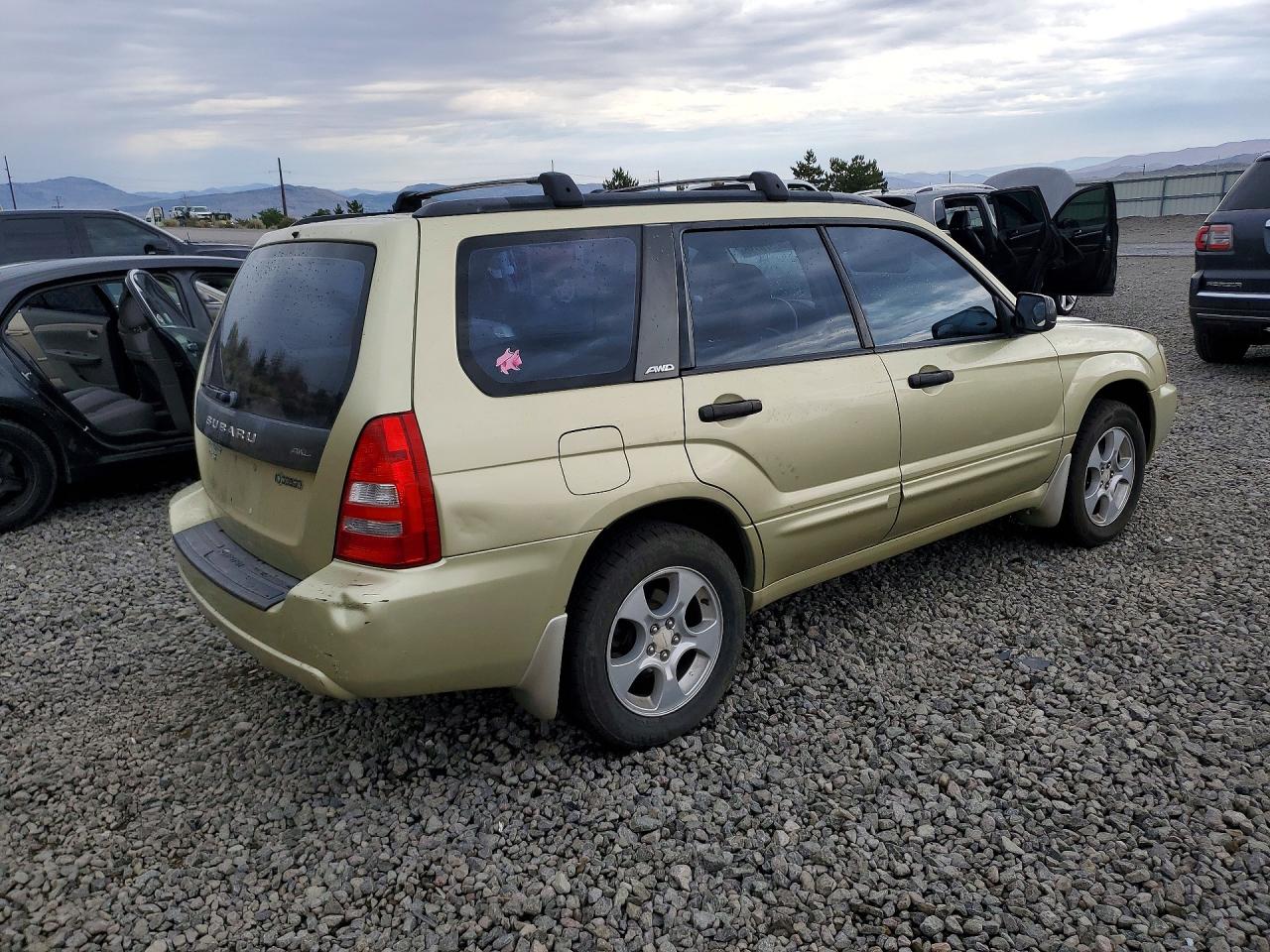 2003 Subaru Forester 2.5xs Gold vin: JF1SG65673H744839