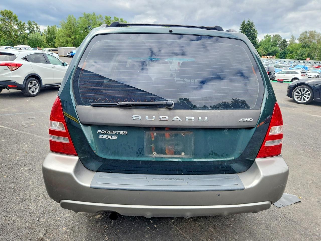2004 Subaru Forester 2.5xs Зеленый vin: JF1SG65674H730196