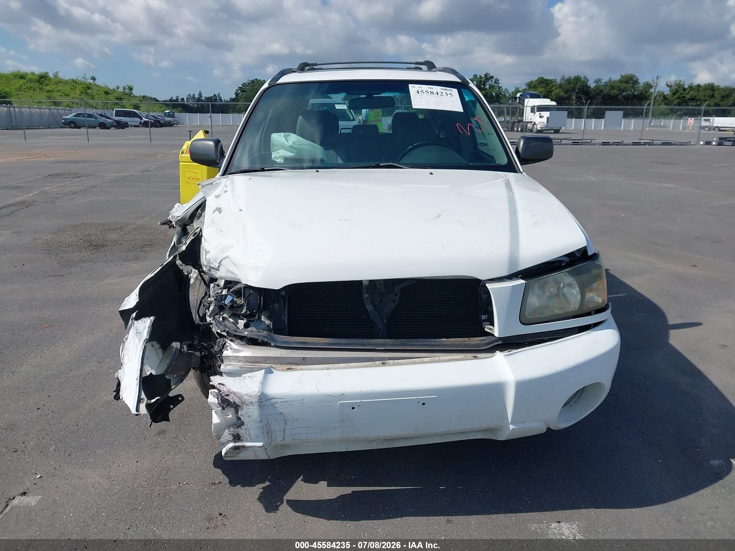 2004 Subaru Forester 2.5xs White vin: JF1SG65674H759830