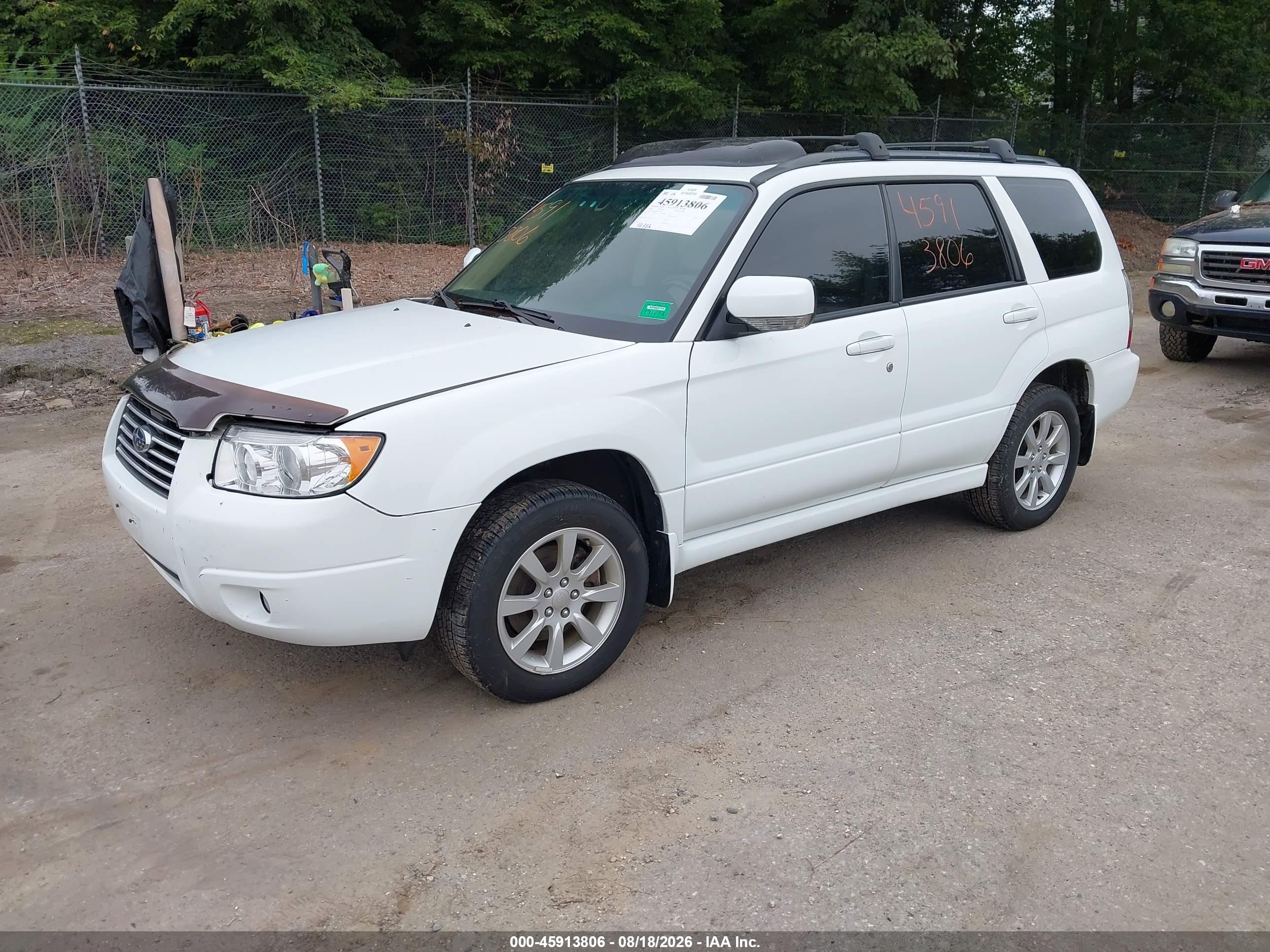 2008 Subaru Forester 2.5x White vin: JF1SG65678G707304