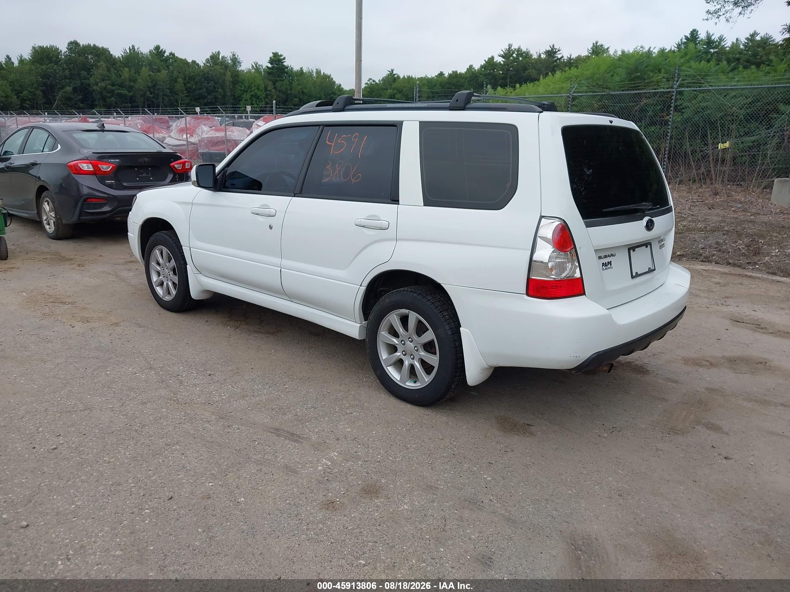 2008 Subaru Forester 2.5x White vin: JF1SG65678G707304