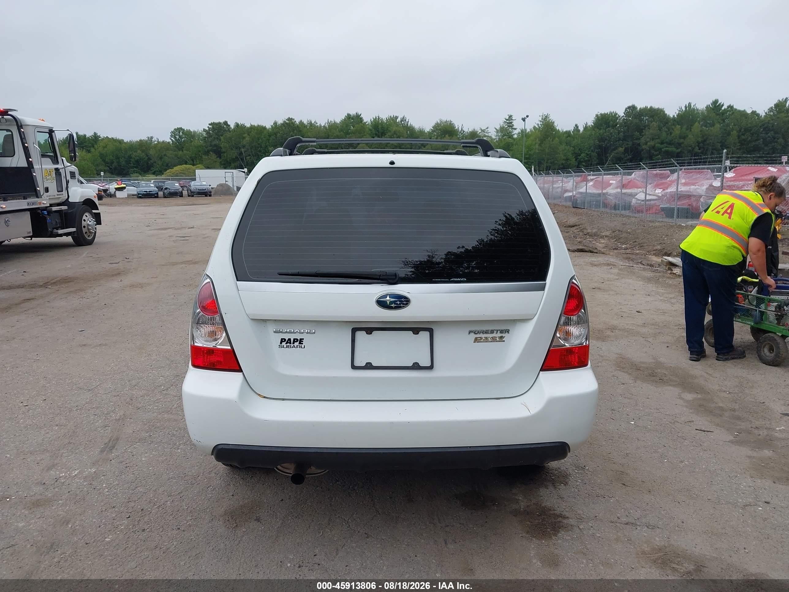 2008 Subaru Forester 2.5x White vin: JF1SG65678G707304