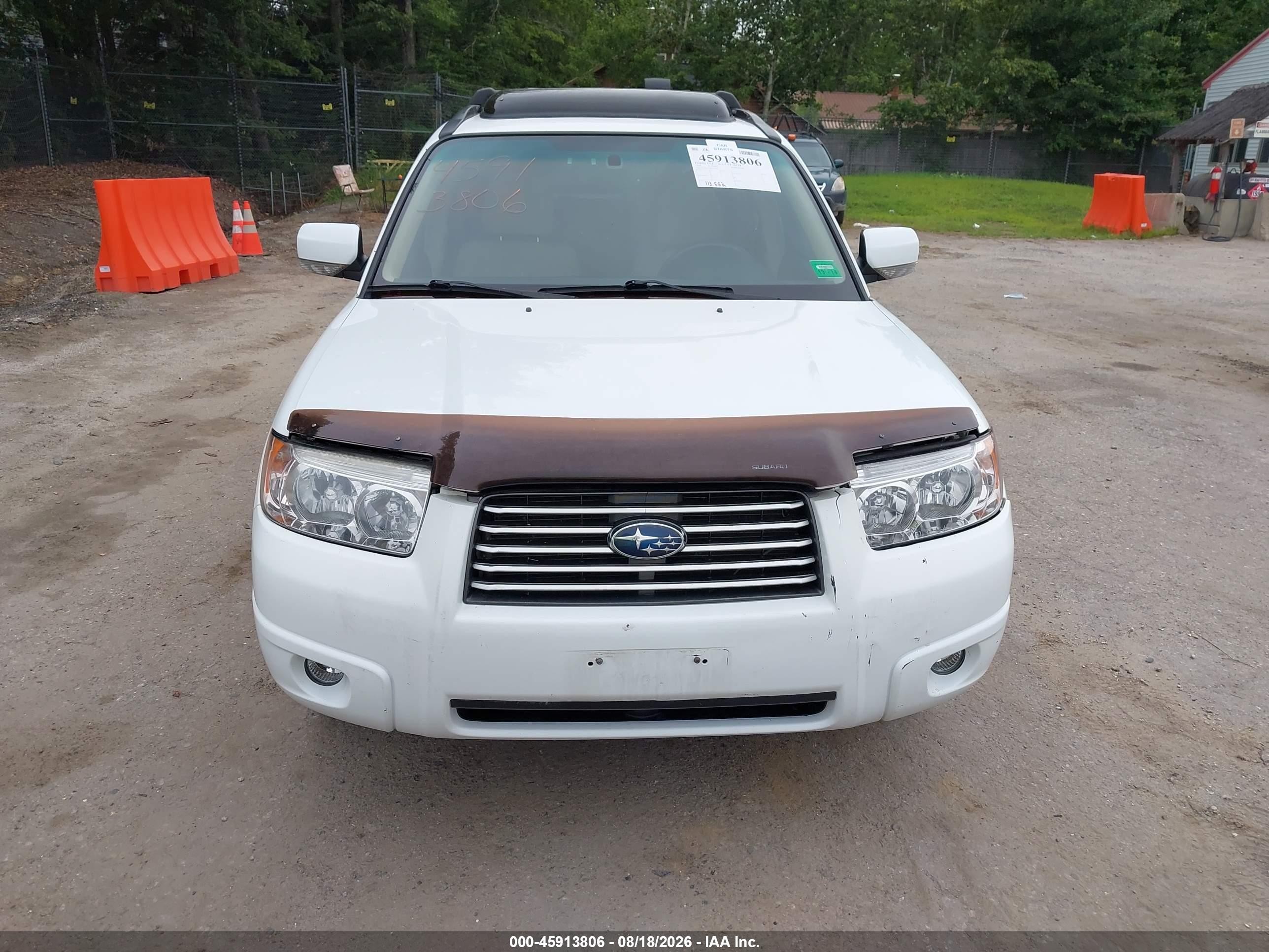 2008 Subaru Forester 2.5x White vin: JF1SG65678G707304
