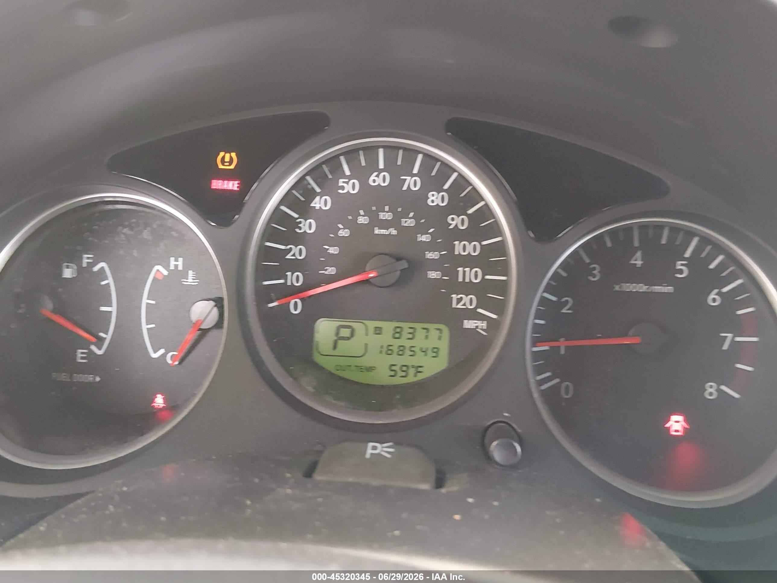 2008 Subaru Forester 2.5x Silver vin: JF1SG65688H710819