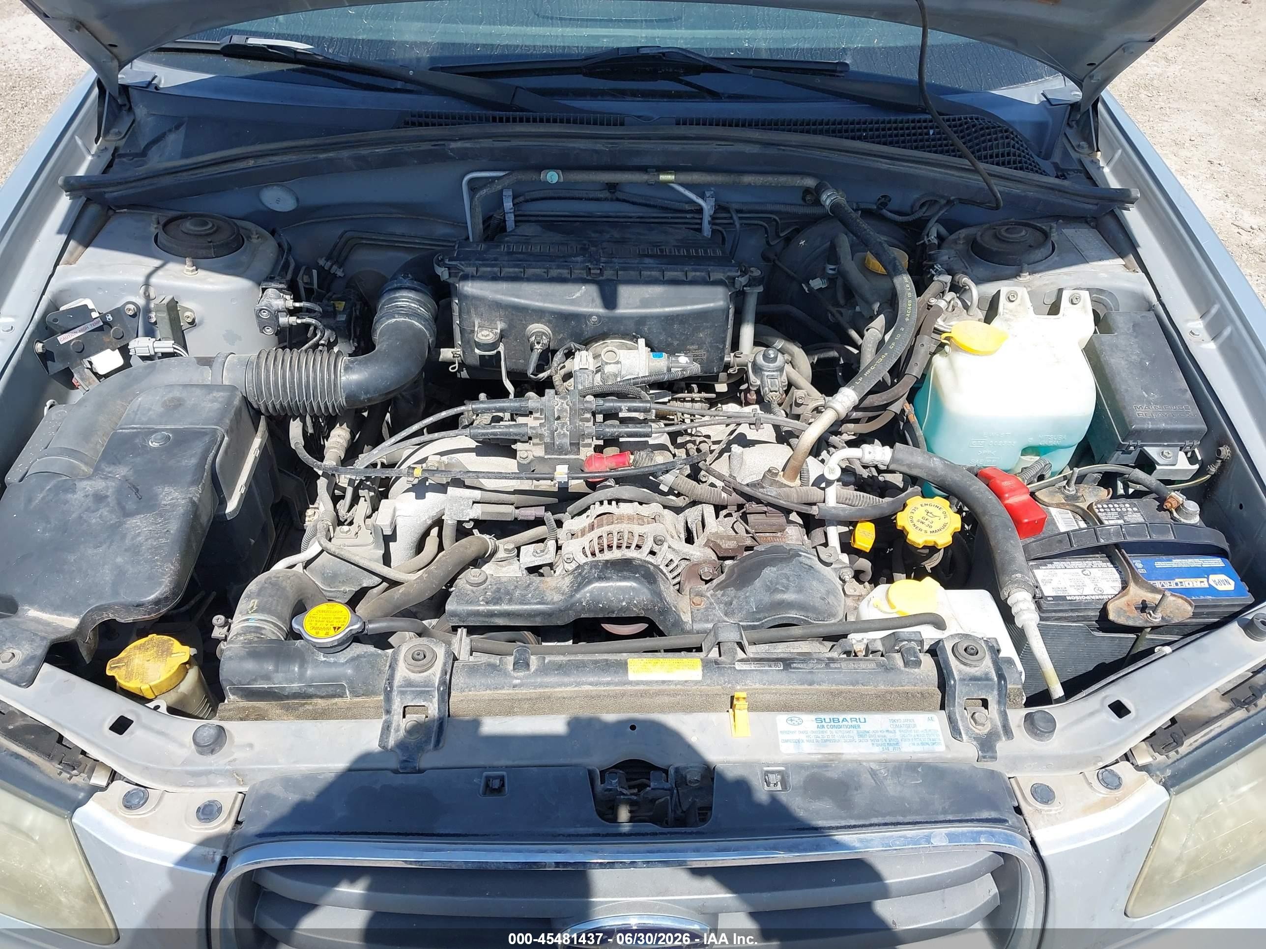 2004 Subaru Forester 2.5xs Silver vin: JF1SG65694H717207