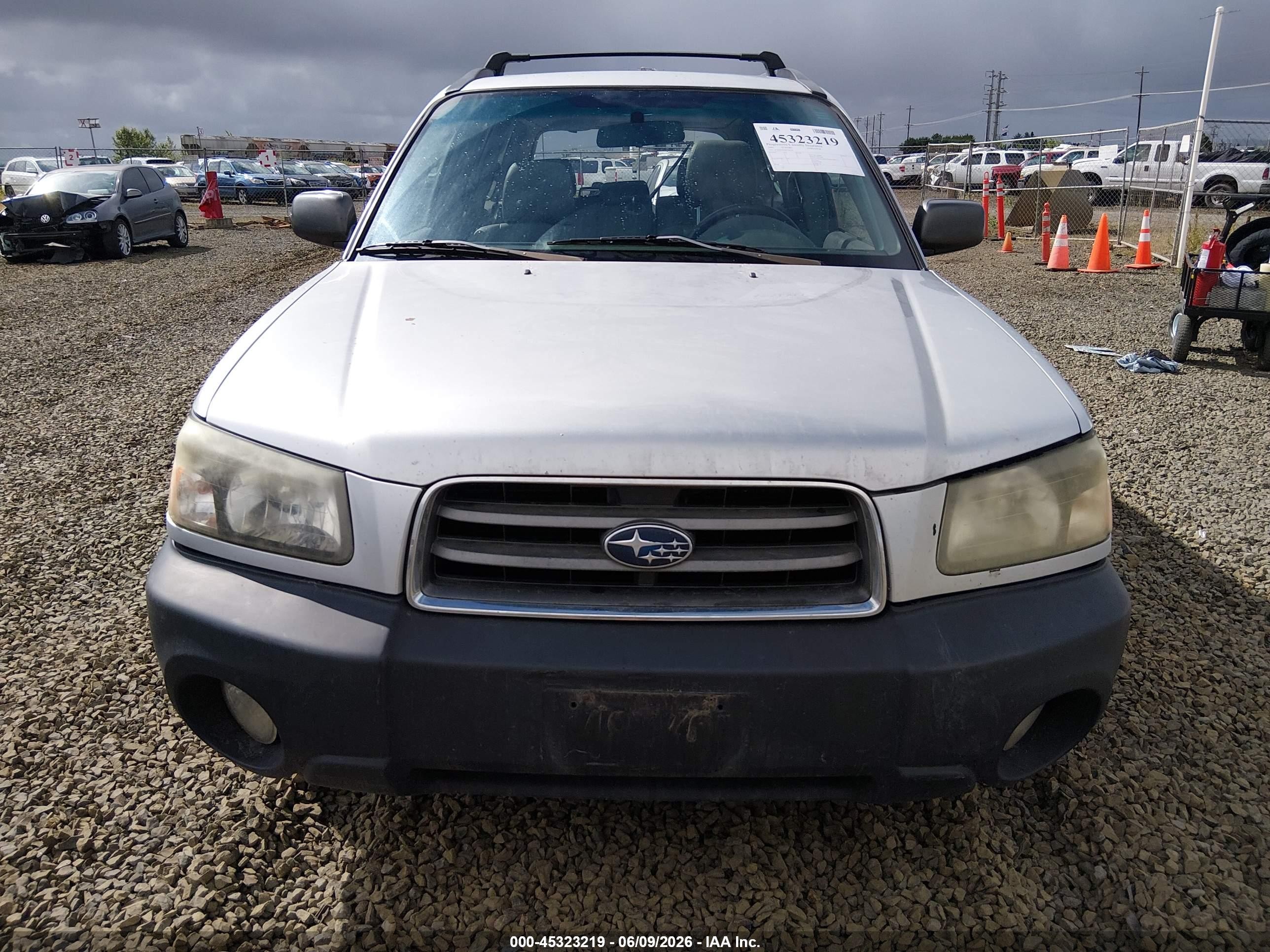 2004 Subaru Forester 2.5xs Silver vin: JF1SG65694H758520