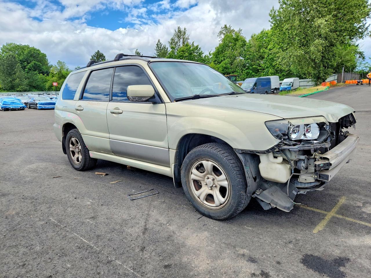 2006 Subaru Forester 2.5x Premium Бежевый vin: JF1SG65696H744278