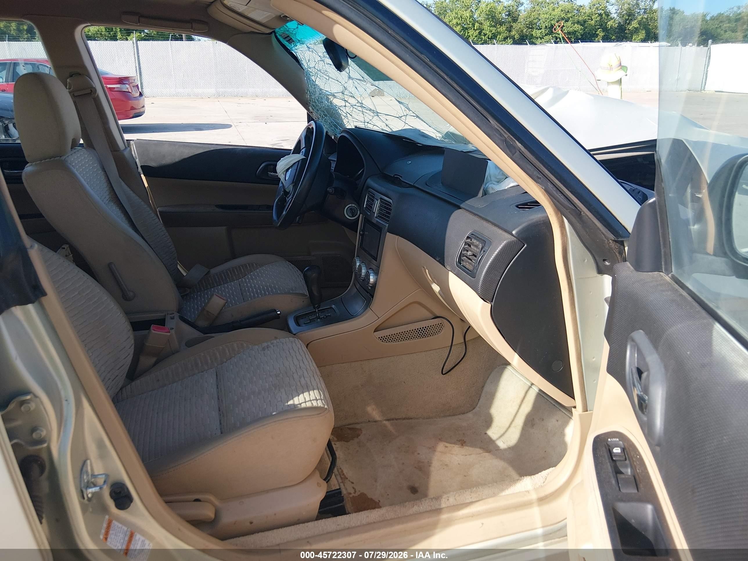 2005 Subaru Forester 2.5xs Silver vin: JF1SG656X5H718142