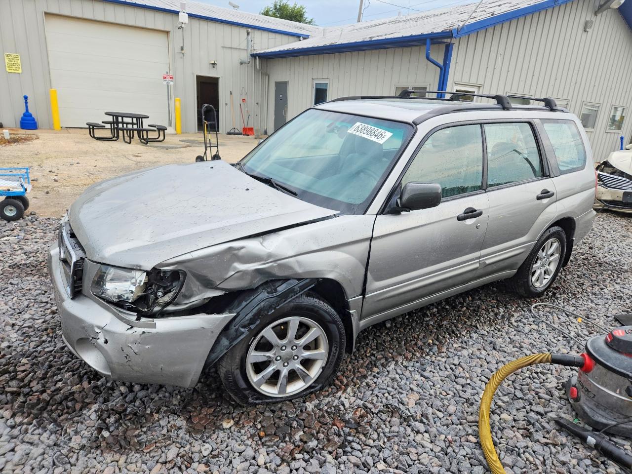 2005 Subaru Forester 2.5xs Silver vin: JF1SG656X5H733000