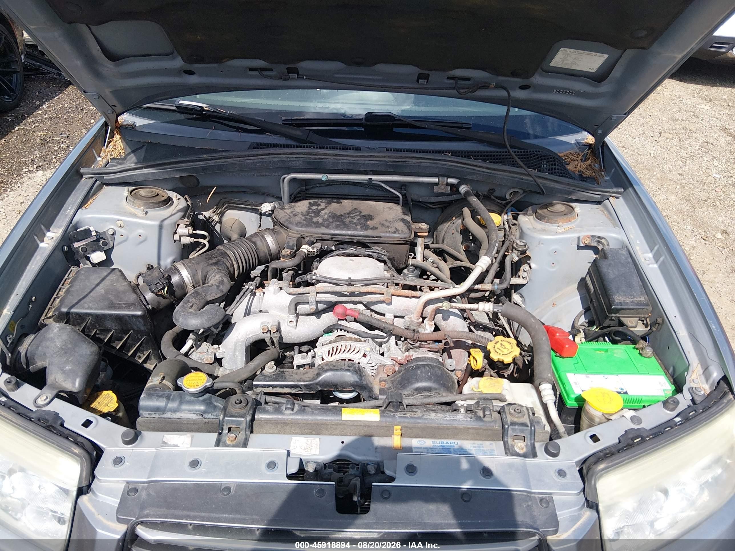 2008 Subaru Forester 2.5x Silver vin: JF1SG656X8H715438