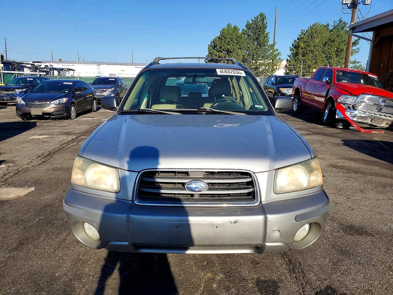 2005 Subaru Forester Silver vin: JF1SG67655H723892