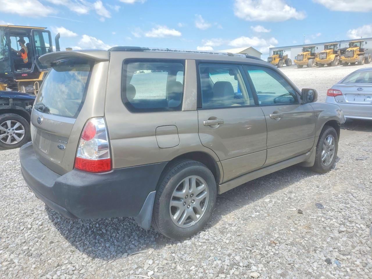 2008 Subaru Forester 2.5x Ll Bean Gold vin: JF1SG67668H732203