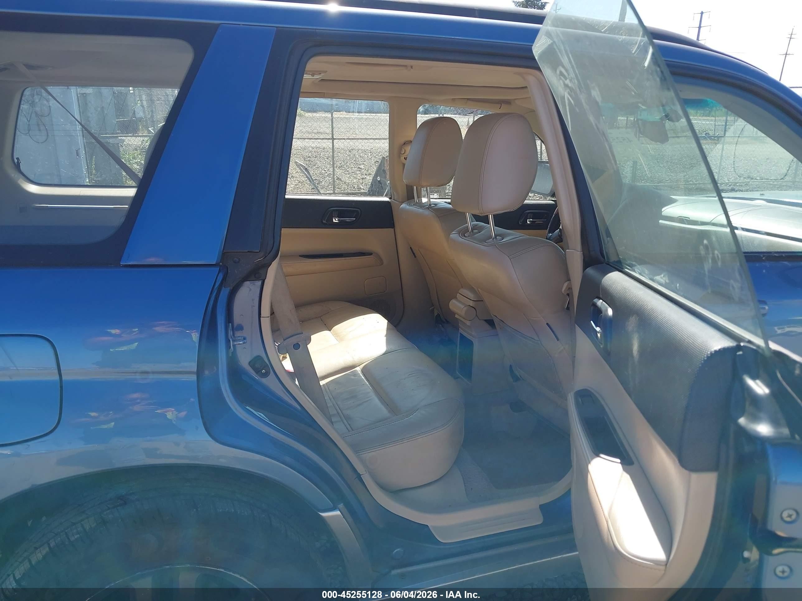 2007 Subaru Forester 2.5x L.l. Bean Edition Blue vin: JF1SG67697H708105