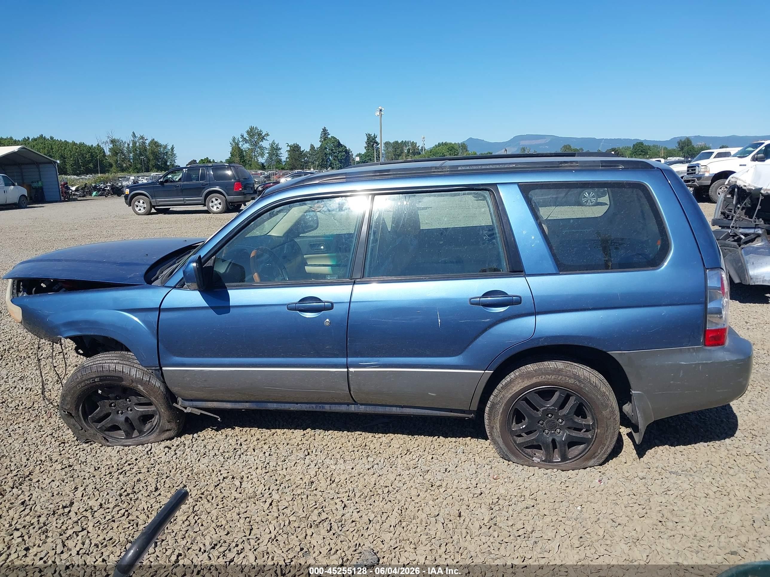 2007 Subaru Forester 2.5x L.l. Bean Edition Blue vin: JF1SG67697H708105