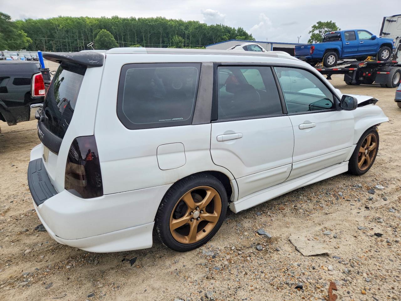 2005 Subaru Forester 2.5xt White vin: JF1SG69625H719957
