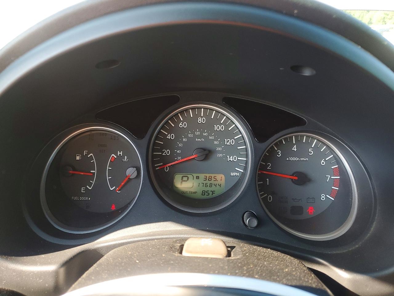 2005 Subaru Forester 2.5xt Silver vin: JF1SG69685H700376