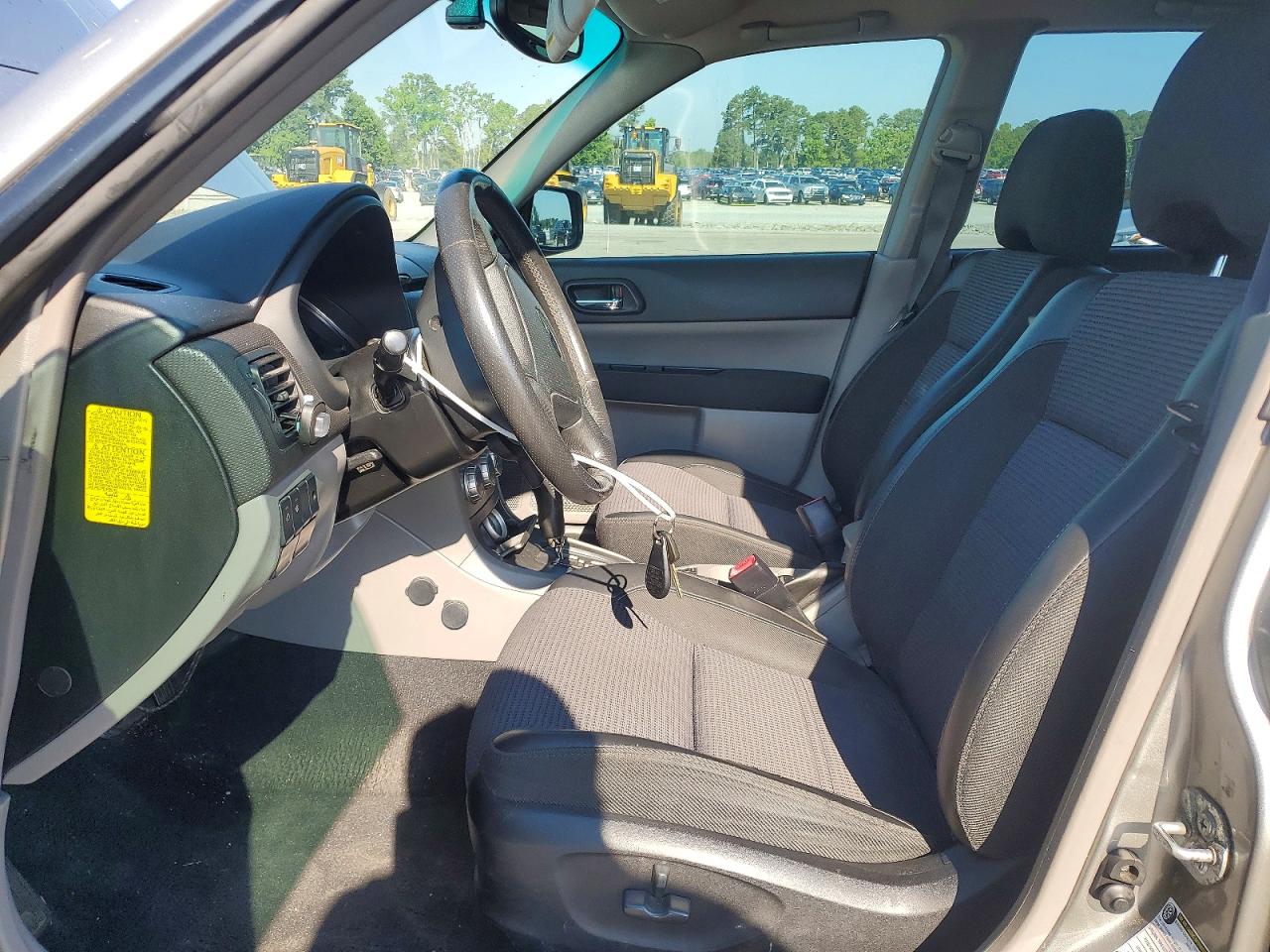 2005 Subaru Forester 2.5xt Silver vin: JF1SG69685H700376
