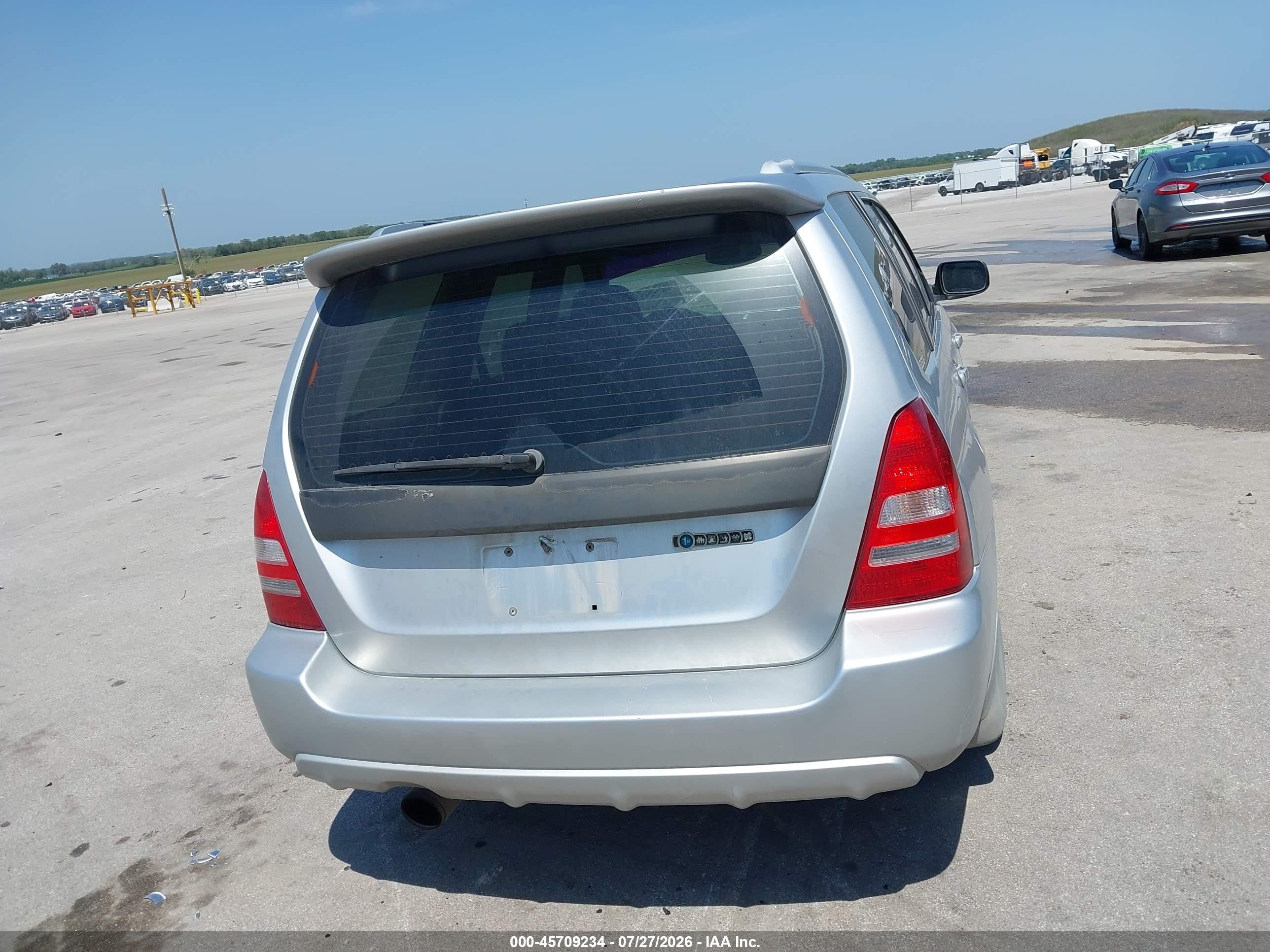 2004 Subaru Forester 2.5xt Silver vin: JF1SG69694H729724