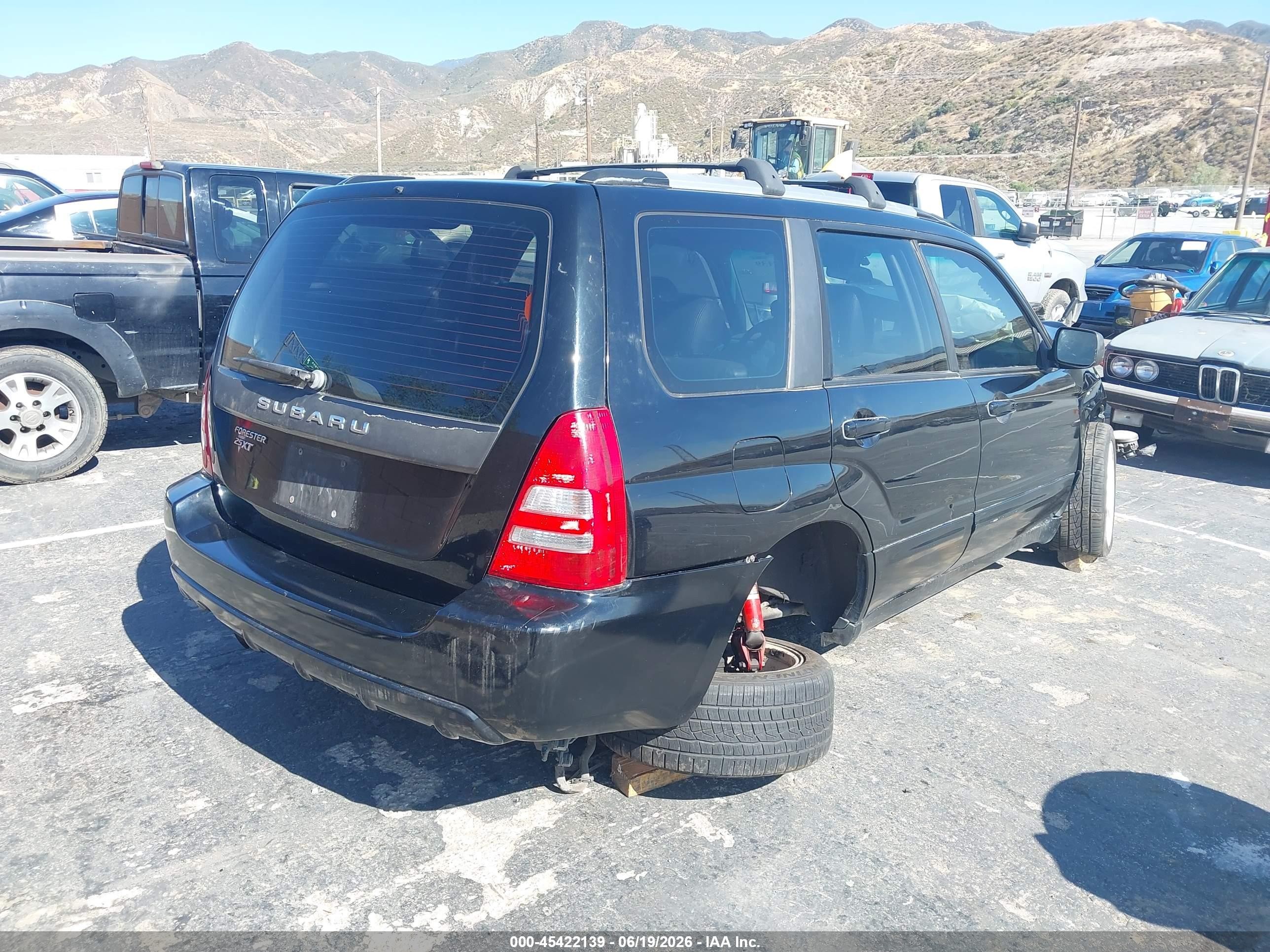 2005 Subaru Forester 2.5xt Black vin: JF1SG696X5G711949