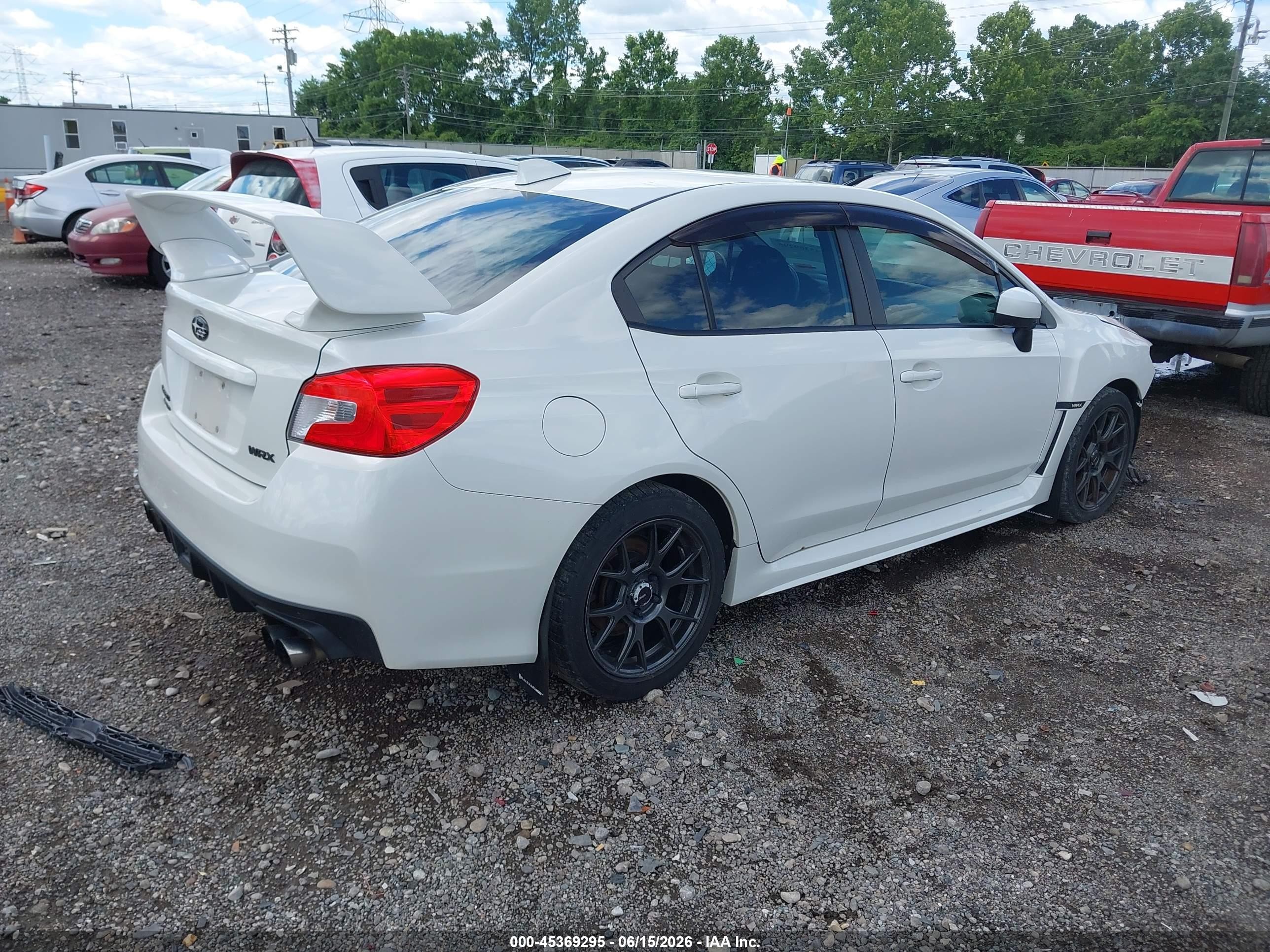 2015 Subaru Wrx Белый vin: JF1VA1A60F9831455