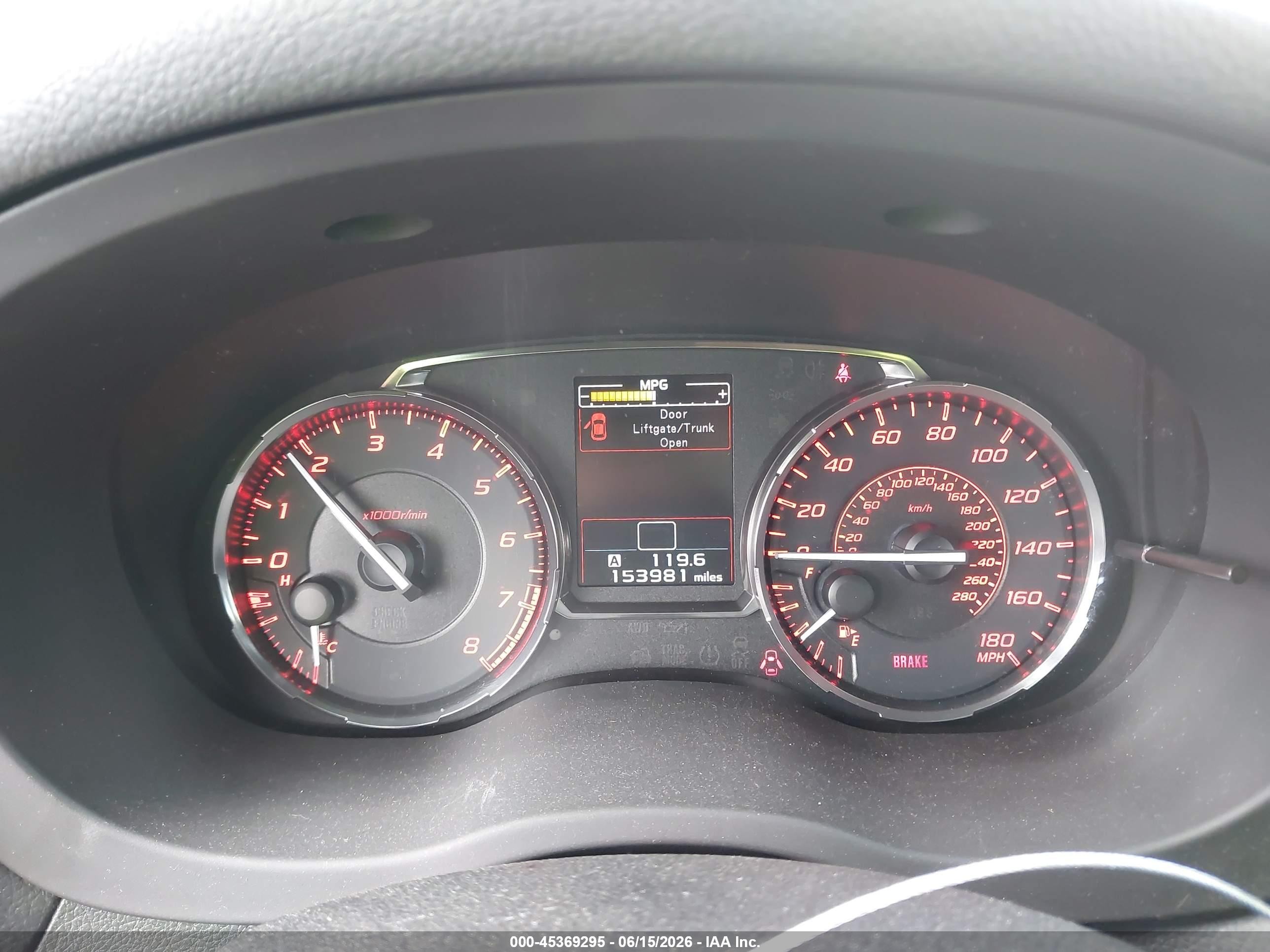 2015 Subaru Wrx Белый vin: JF1VA1A60F9831455