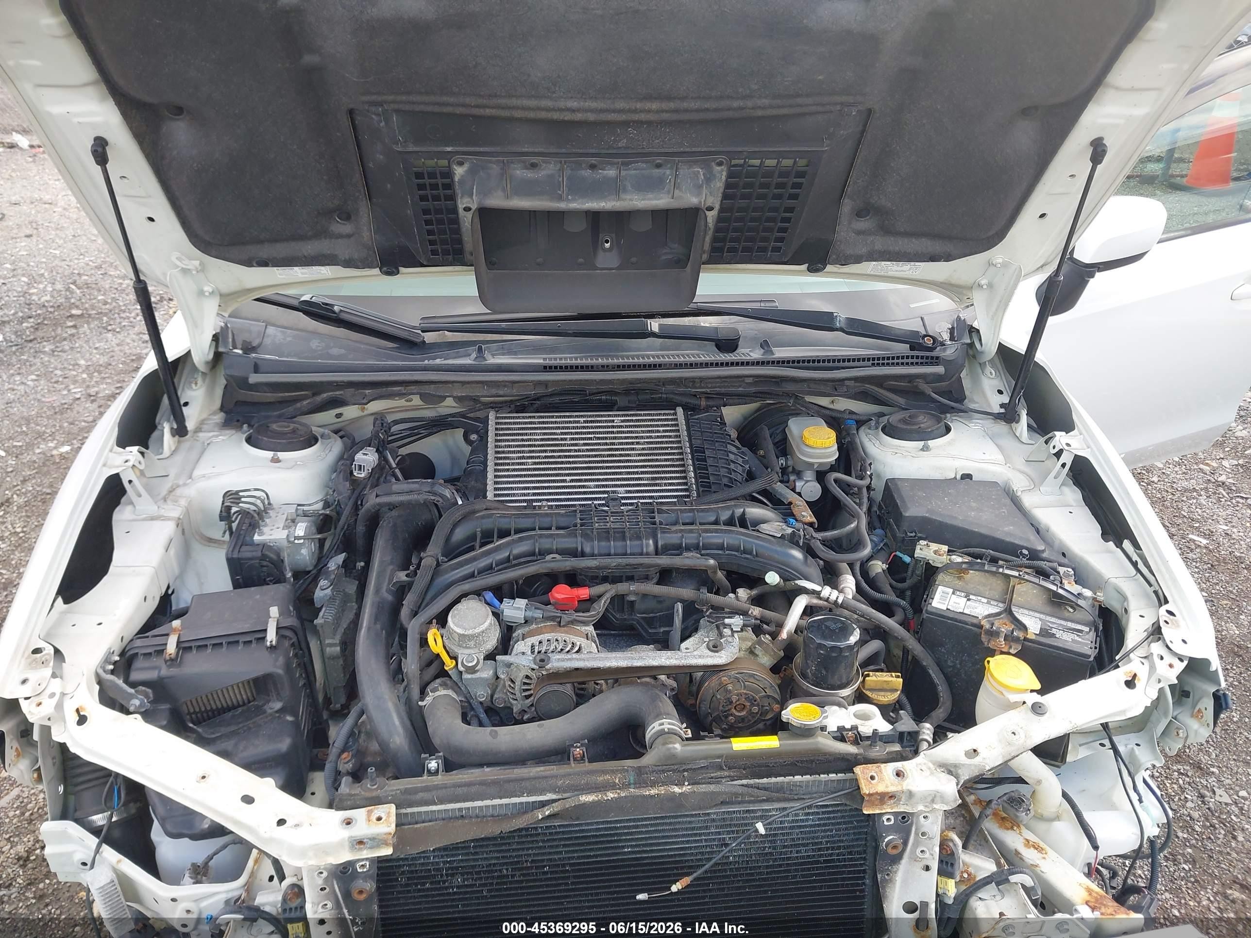 2015 Subaru Wrx Белый vin: JF1VA1A60F9831455