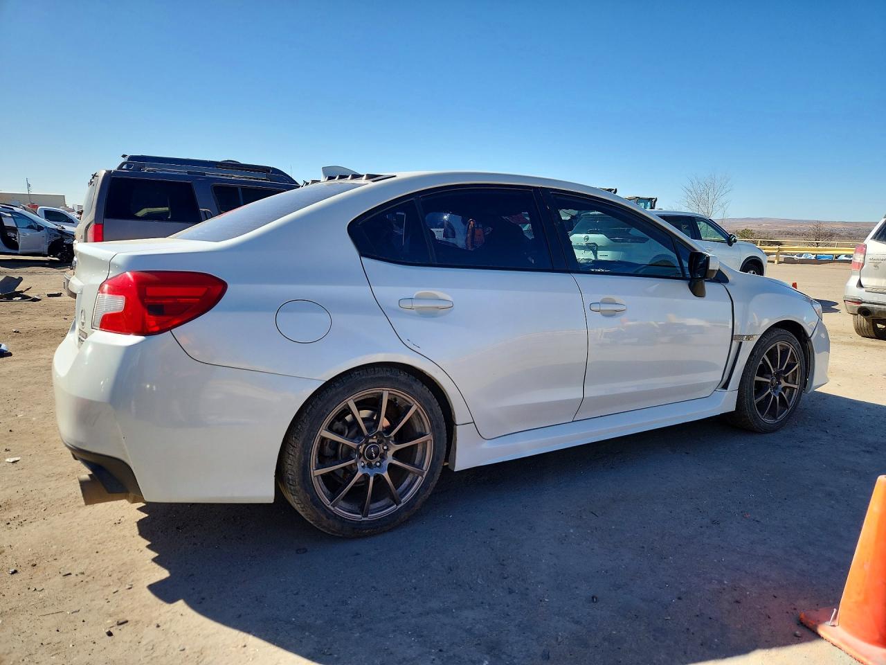 2015 Subaru Wrx Белый vin: JF1VA1A64F9832236