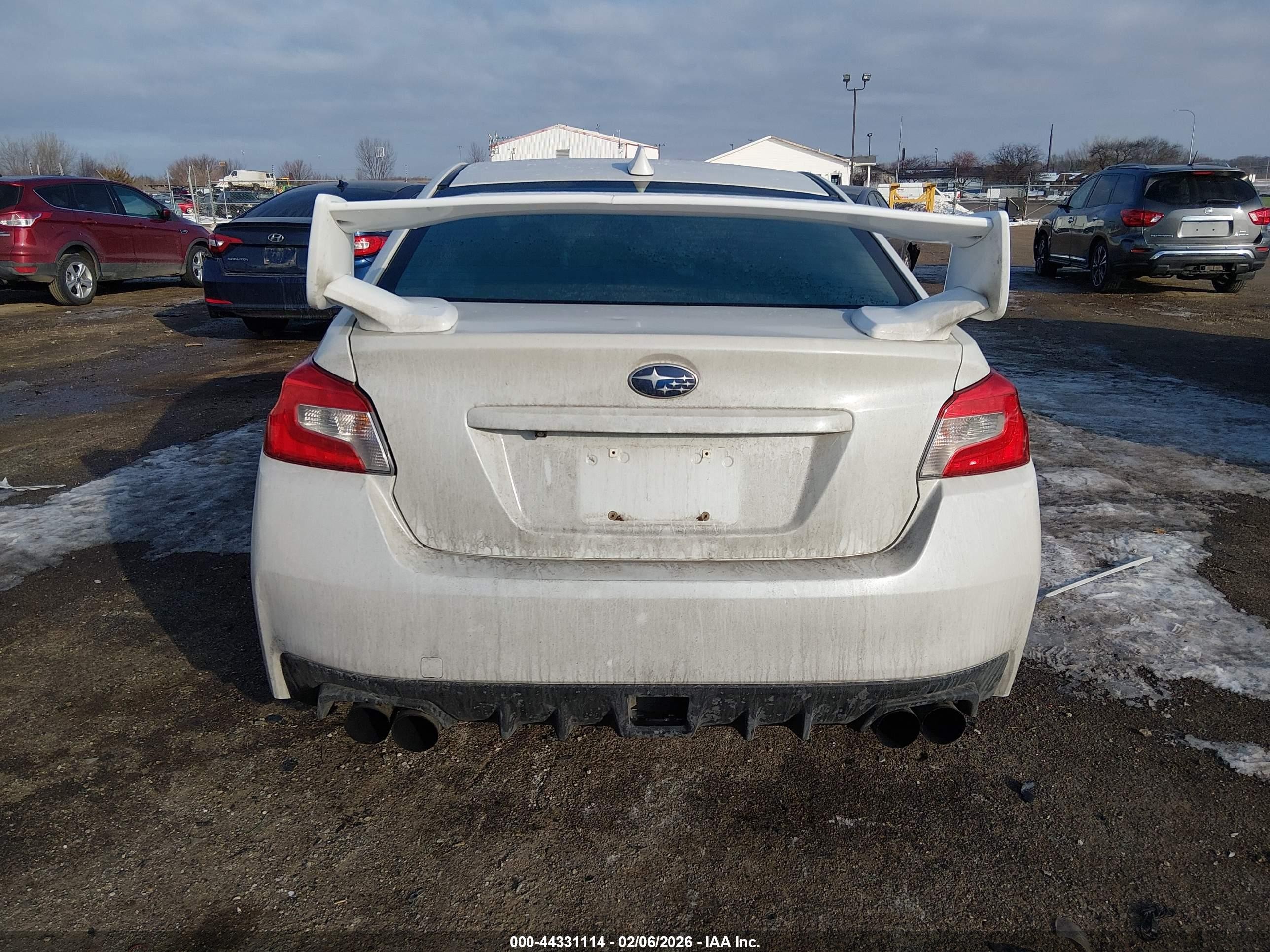 2015 Subaru Wrx Белый vin: JF1VA1A66F9815373