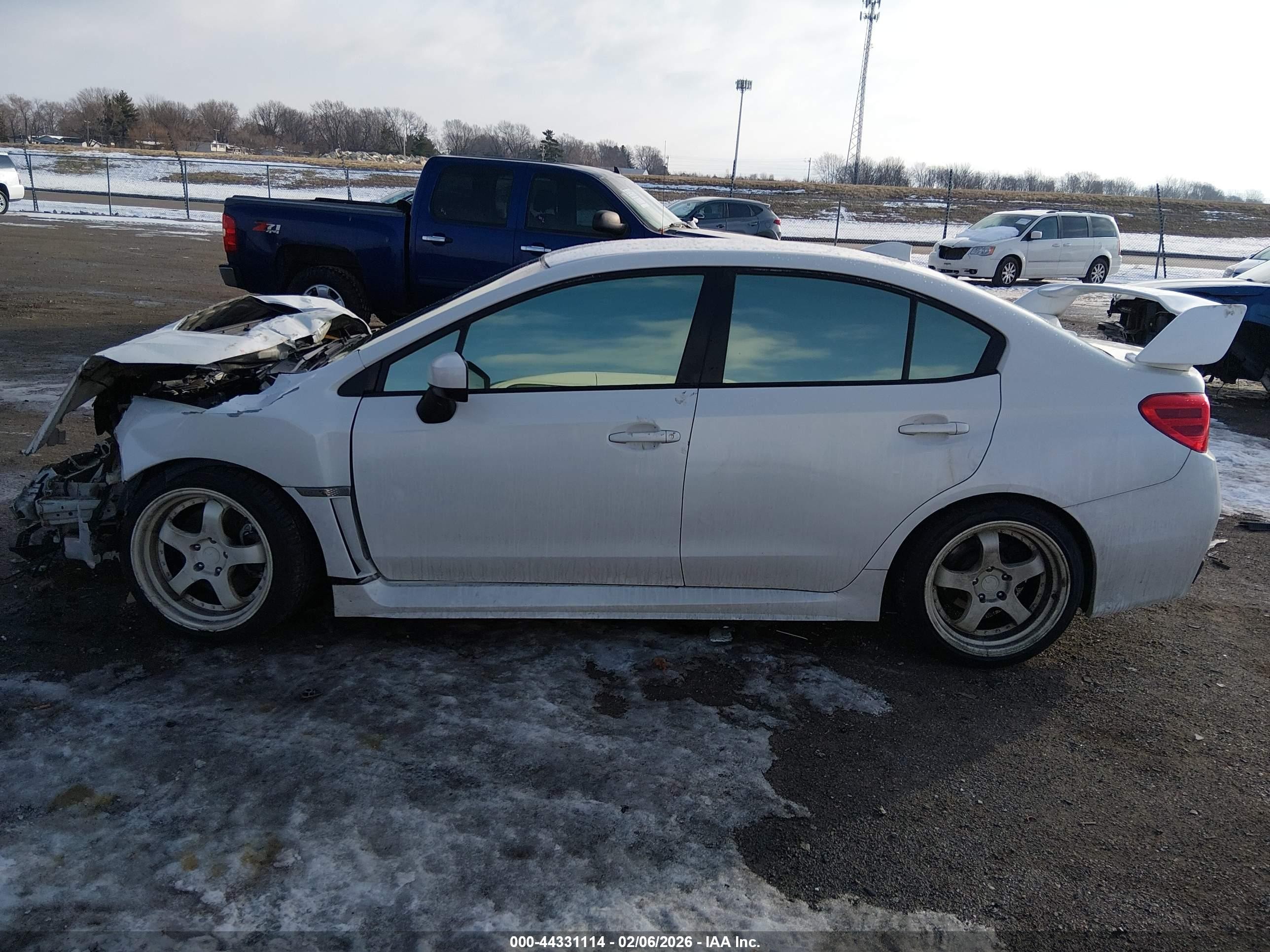 2015 Subaru Wrx Белый vin: JF1VA1A66F9815373