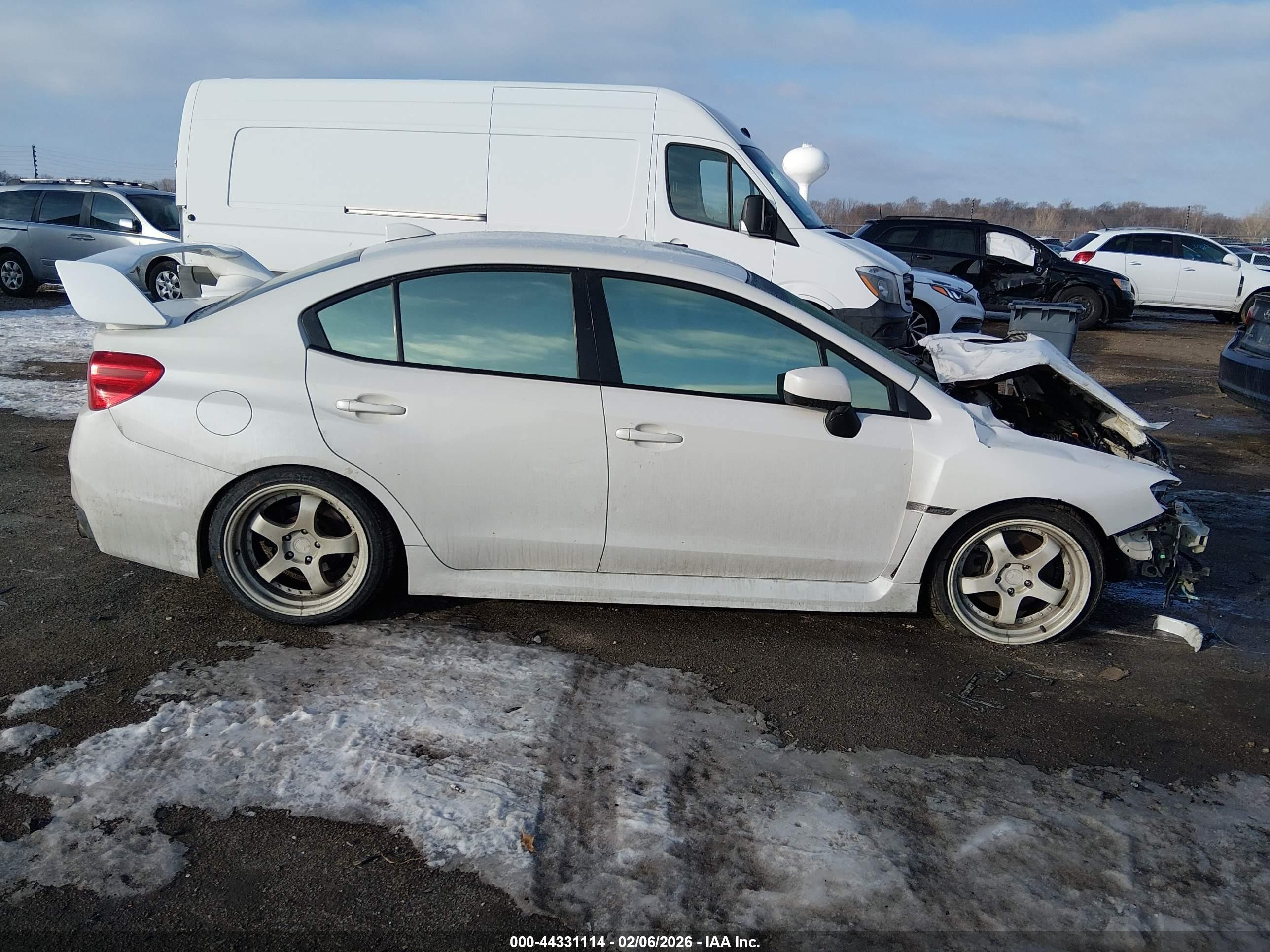 2015 Subaru Wrx Белый vin: JF1VA1A66F9815373