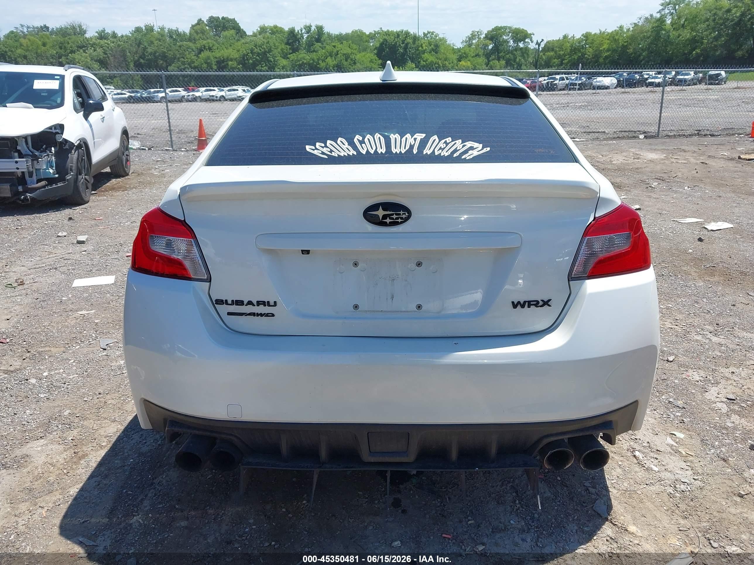 2015 Subaru Wrx   Белый vin: JF1VA1A69F9824794