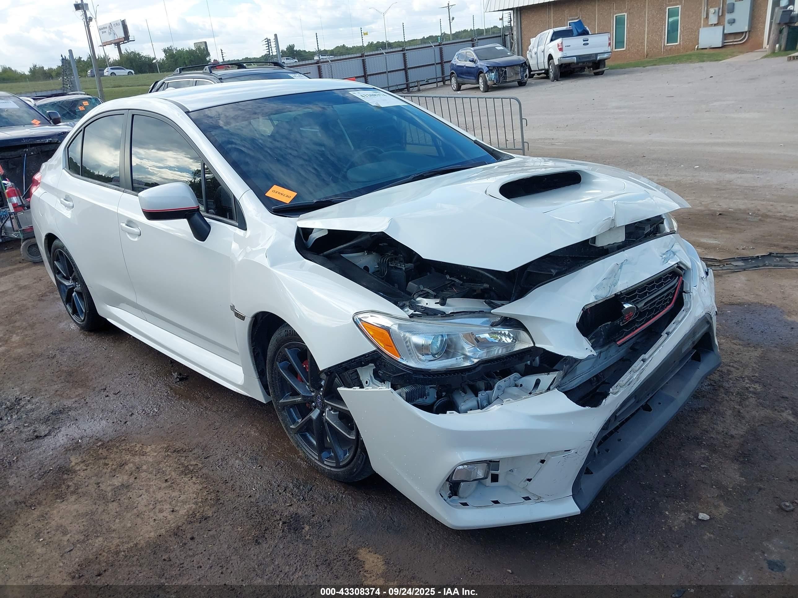 2018 Subaru Wrx Premium Белый vin: JF1VA1B65J9832687
