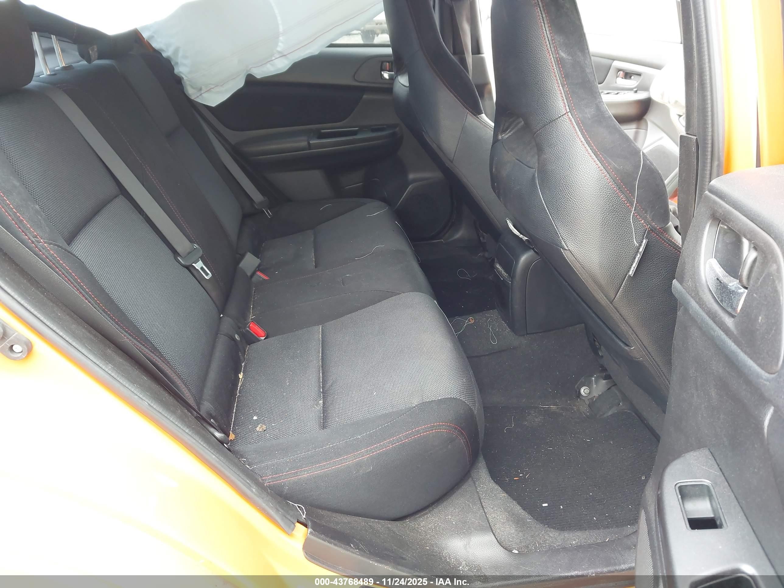 2015 Subaru Wrx Premium Оранжевый vin: JF1VA1D68F9812924