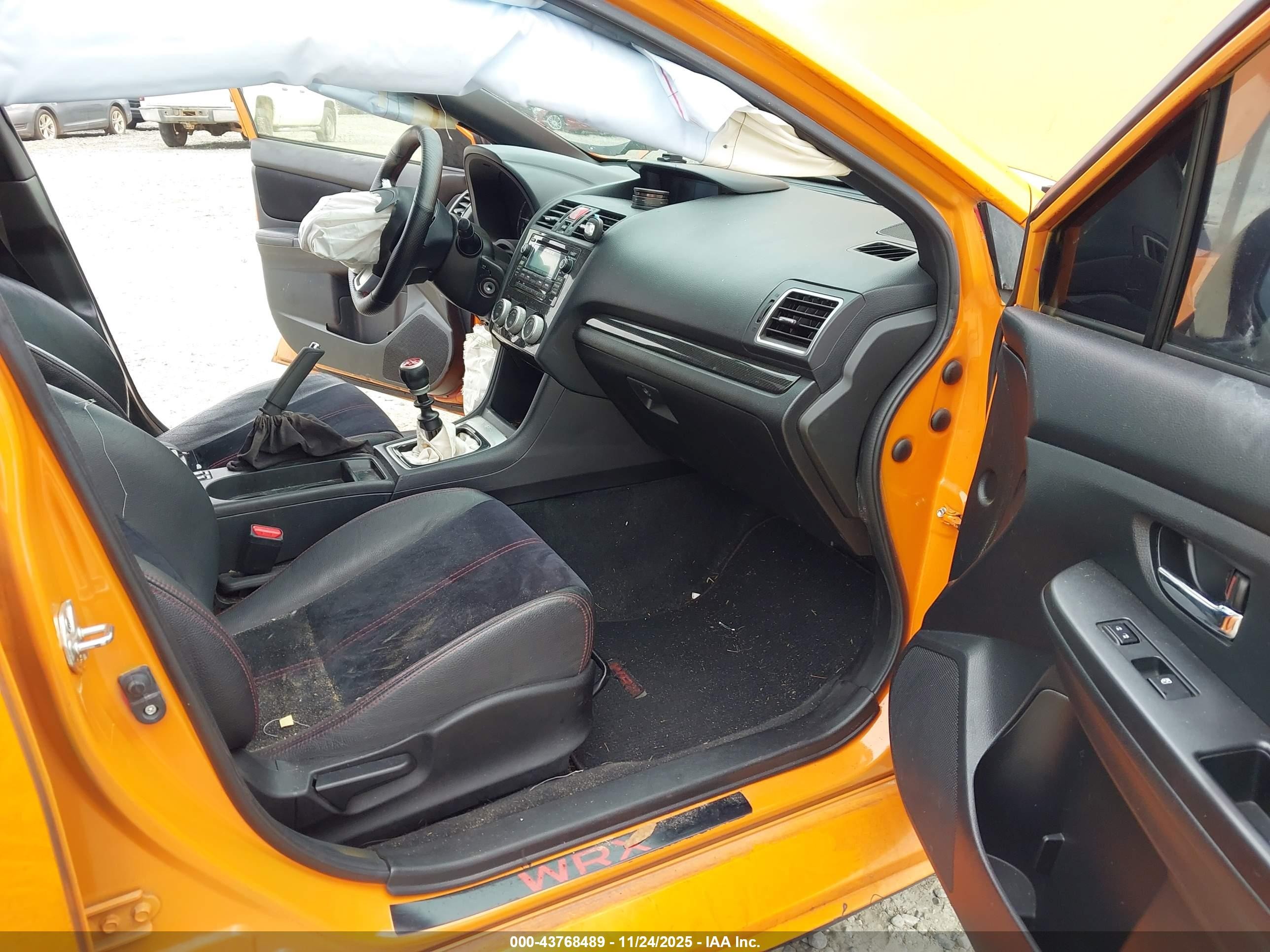 2015 Subaru Wrx Premium Оранжевый vin: JF1VA1D68F9812924
