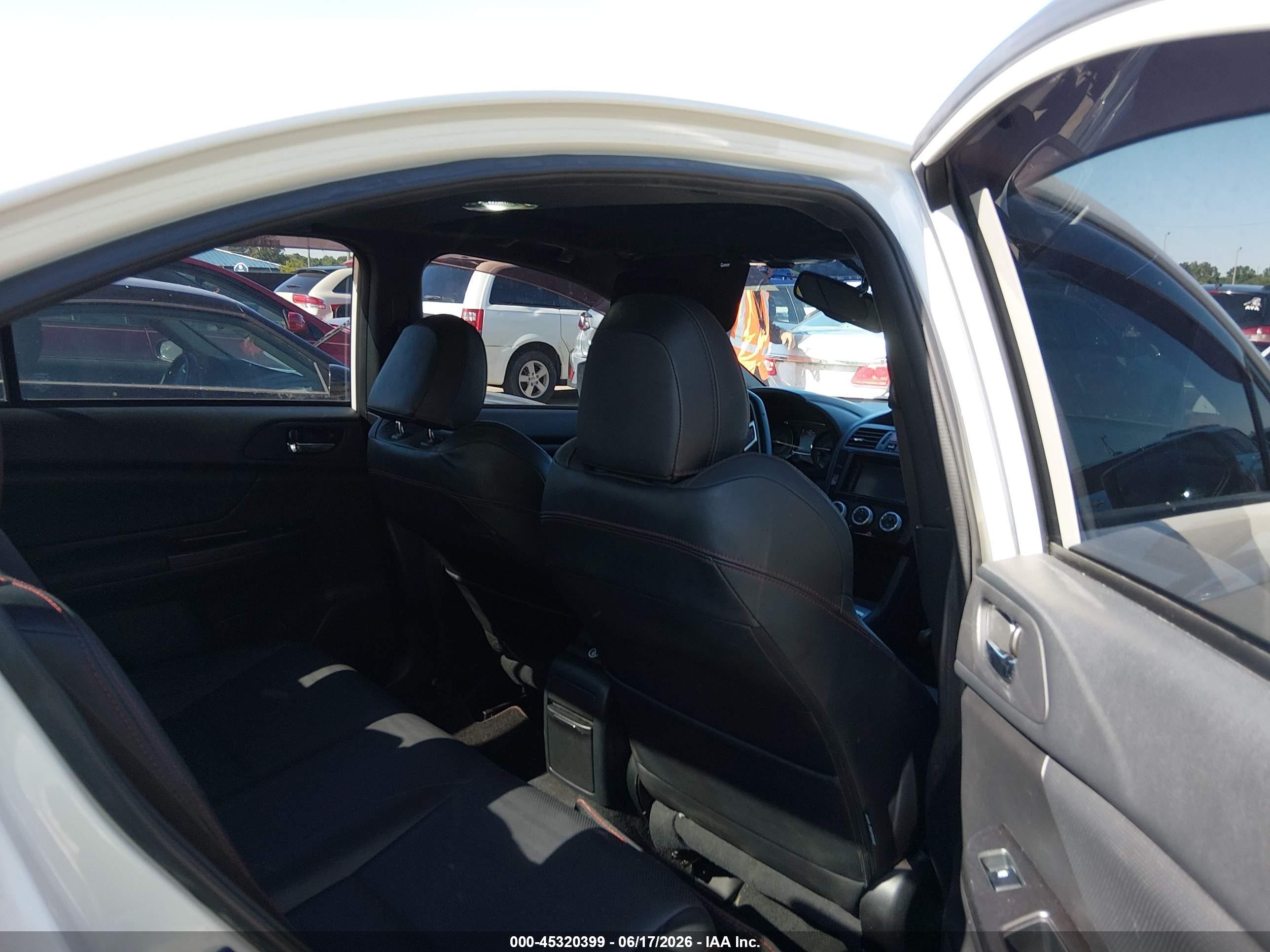 2015 Subaru Wrx Limited Белый vin: JF1VA1G62F9834462