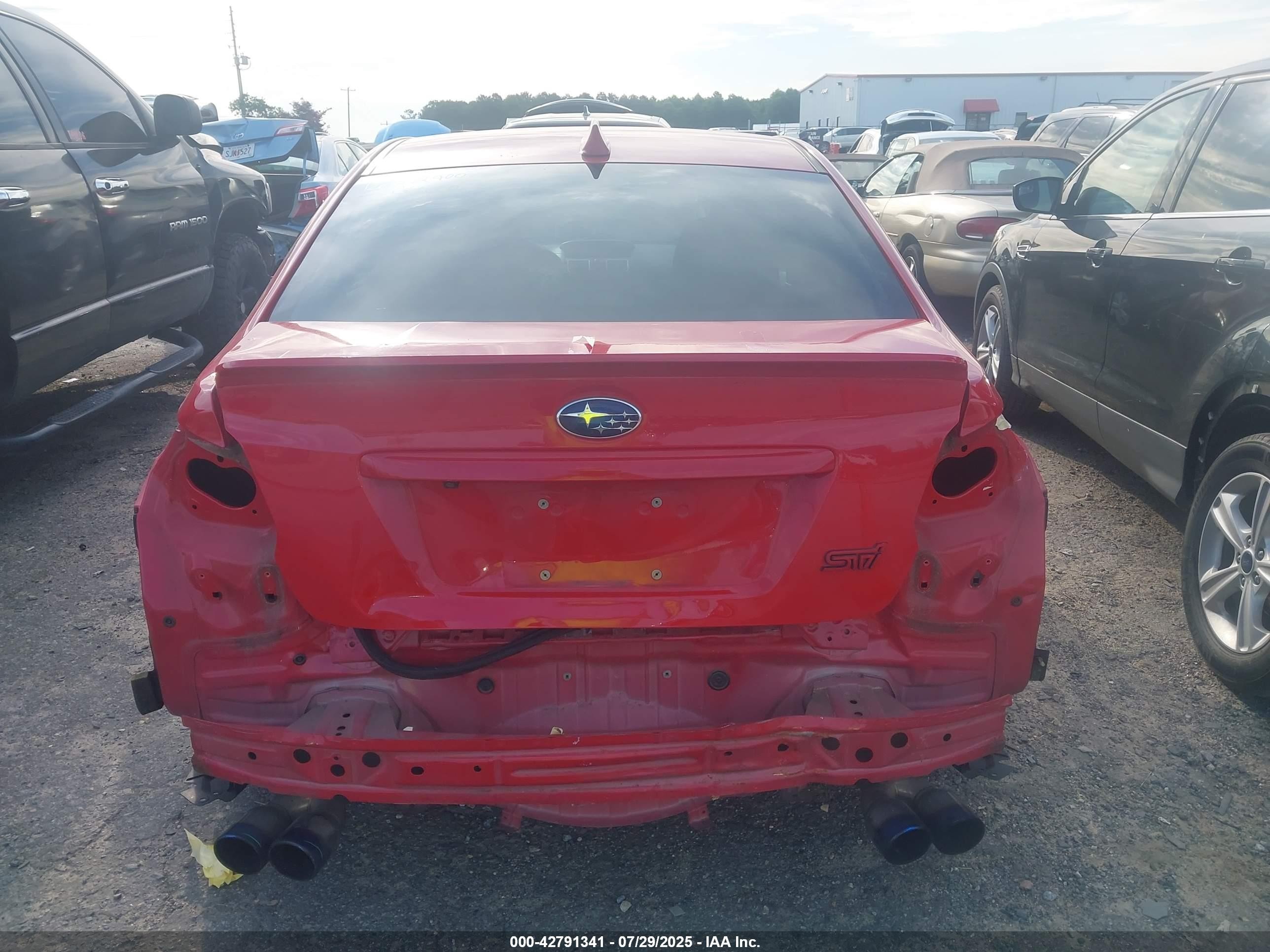 2015 Subaru Wrx Sti   Красный vin: JF1VA2L60F9826761