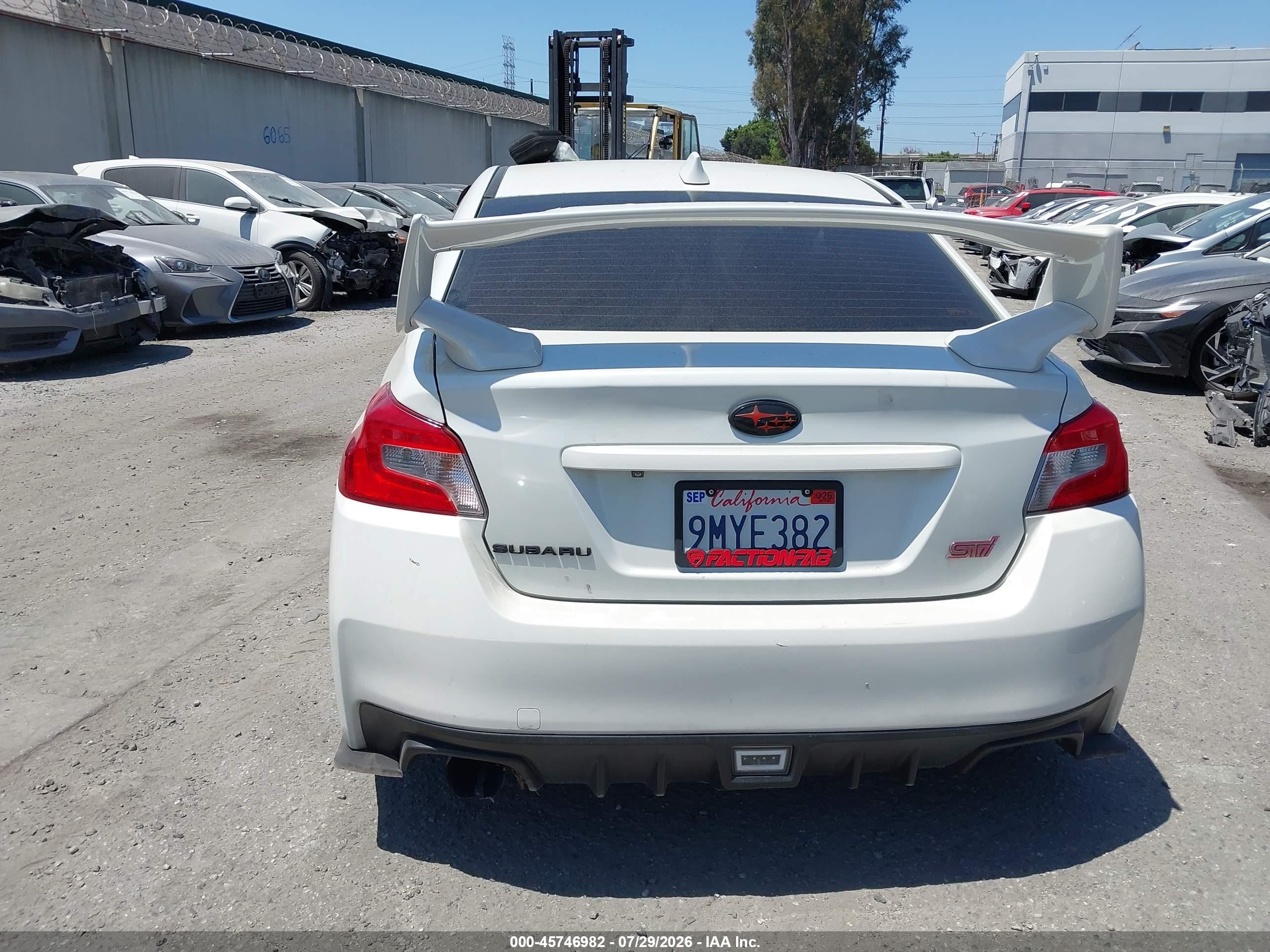 2015 Subaru Wrx Sti   White vin: JF1VA2L63F9813339