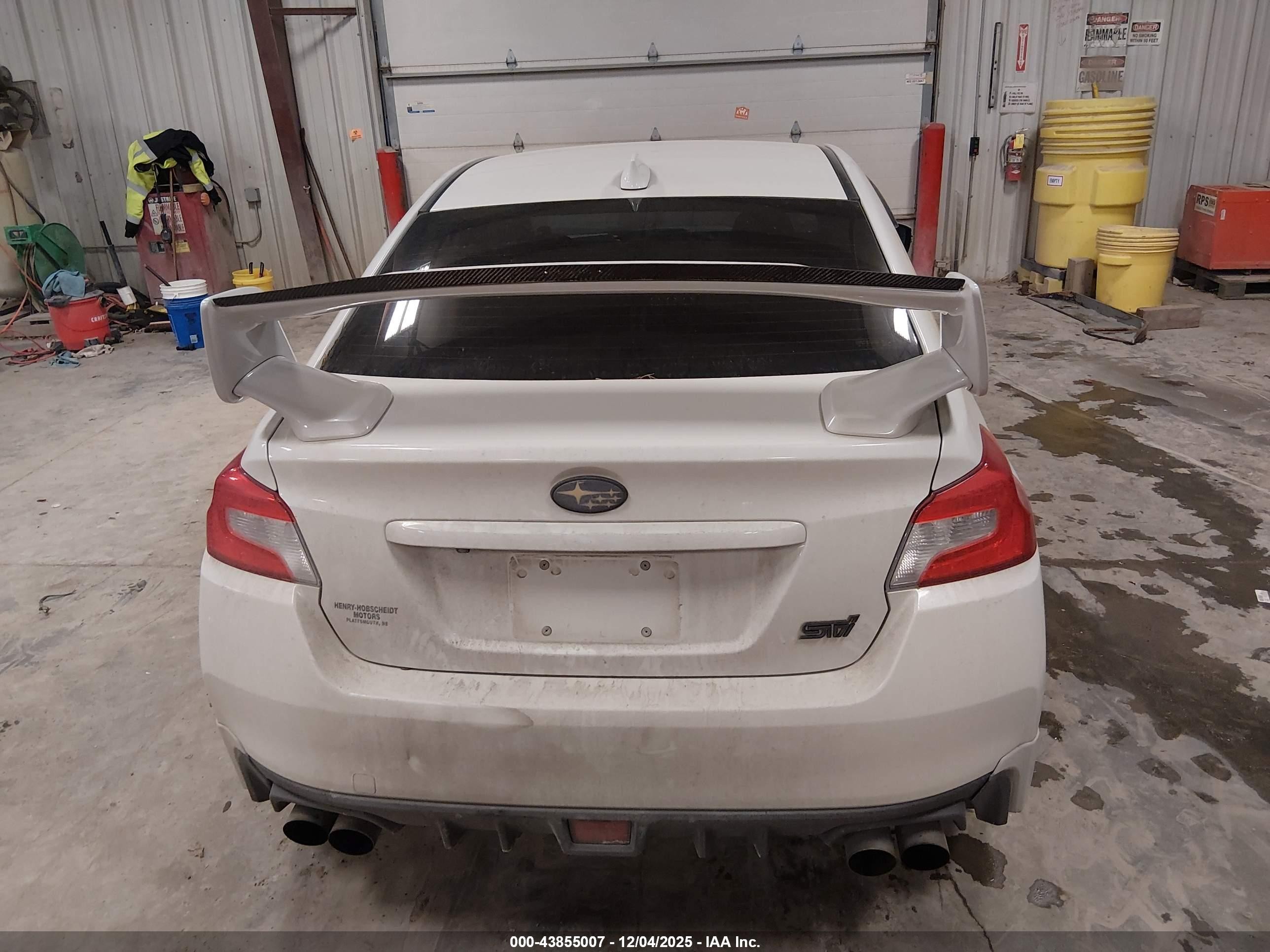 2015 Subaru Wrx Sti   White vin: JF1VA2L68F9834364