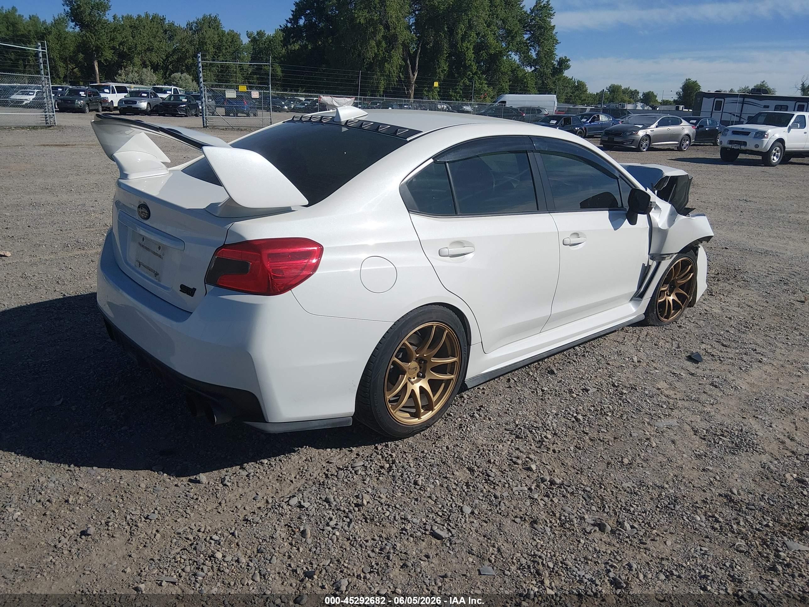 2015 Subaru Wrx Sti   White vin: JF1VA2P66F9814298